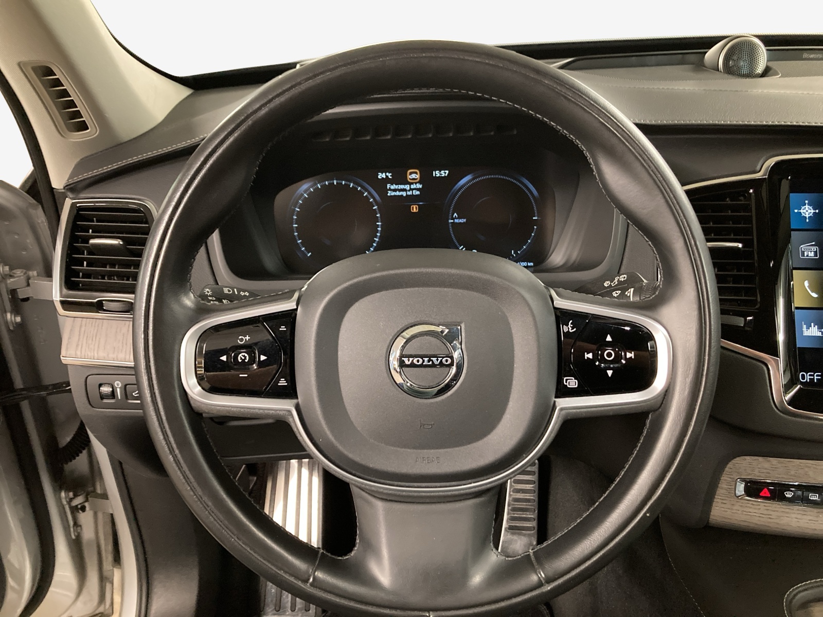 VOLVO XC90 T8 eAWD Inscription Geartronic-image-10