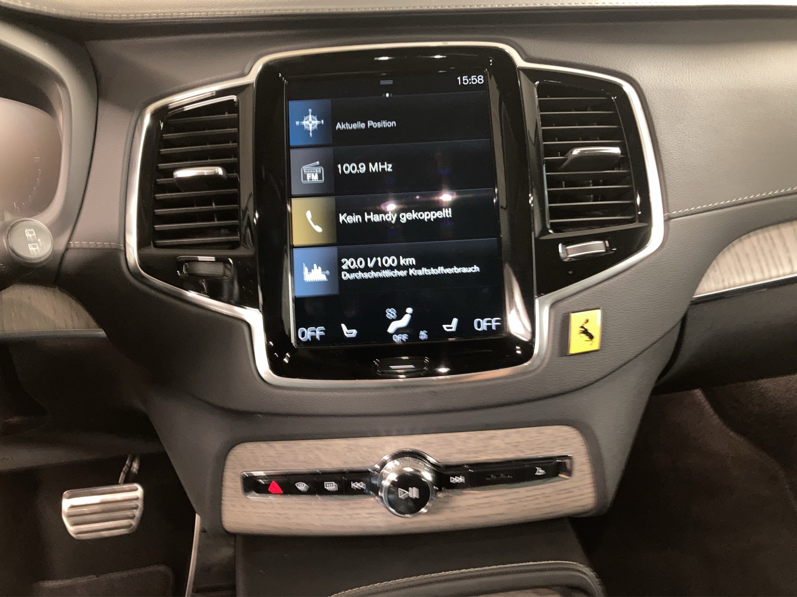 VOLVO XC90 T8 eAWD Inscription Geartronic-image-11