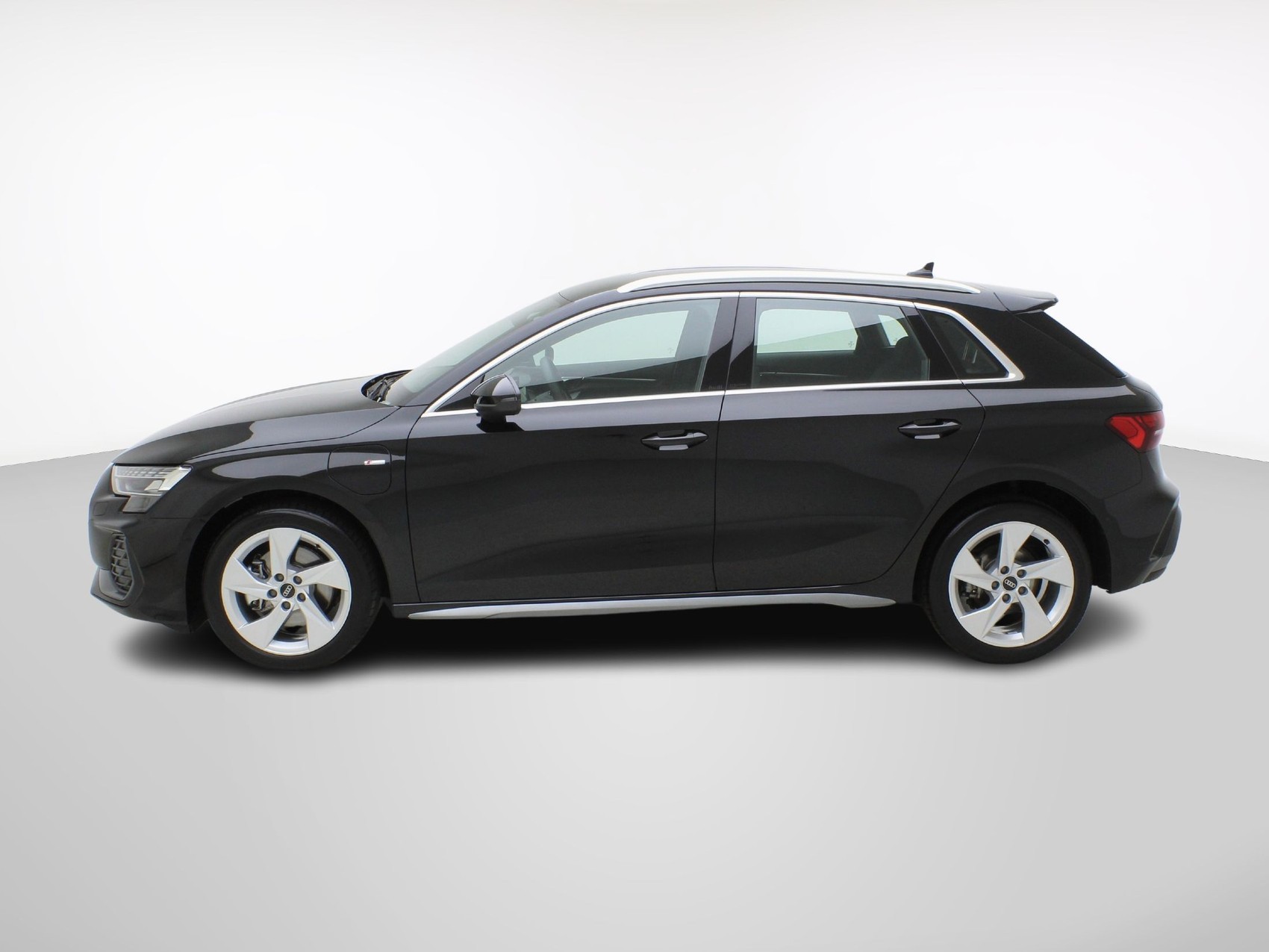 AUDI A3 Sportback 40 TFSI e S line S-Tronic **Audi Werksgarantie bis 05/2030**-image-2