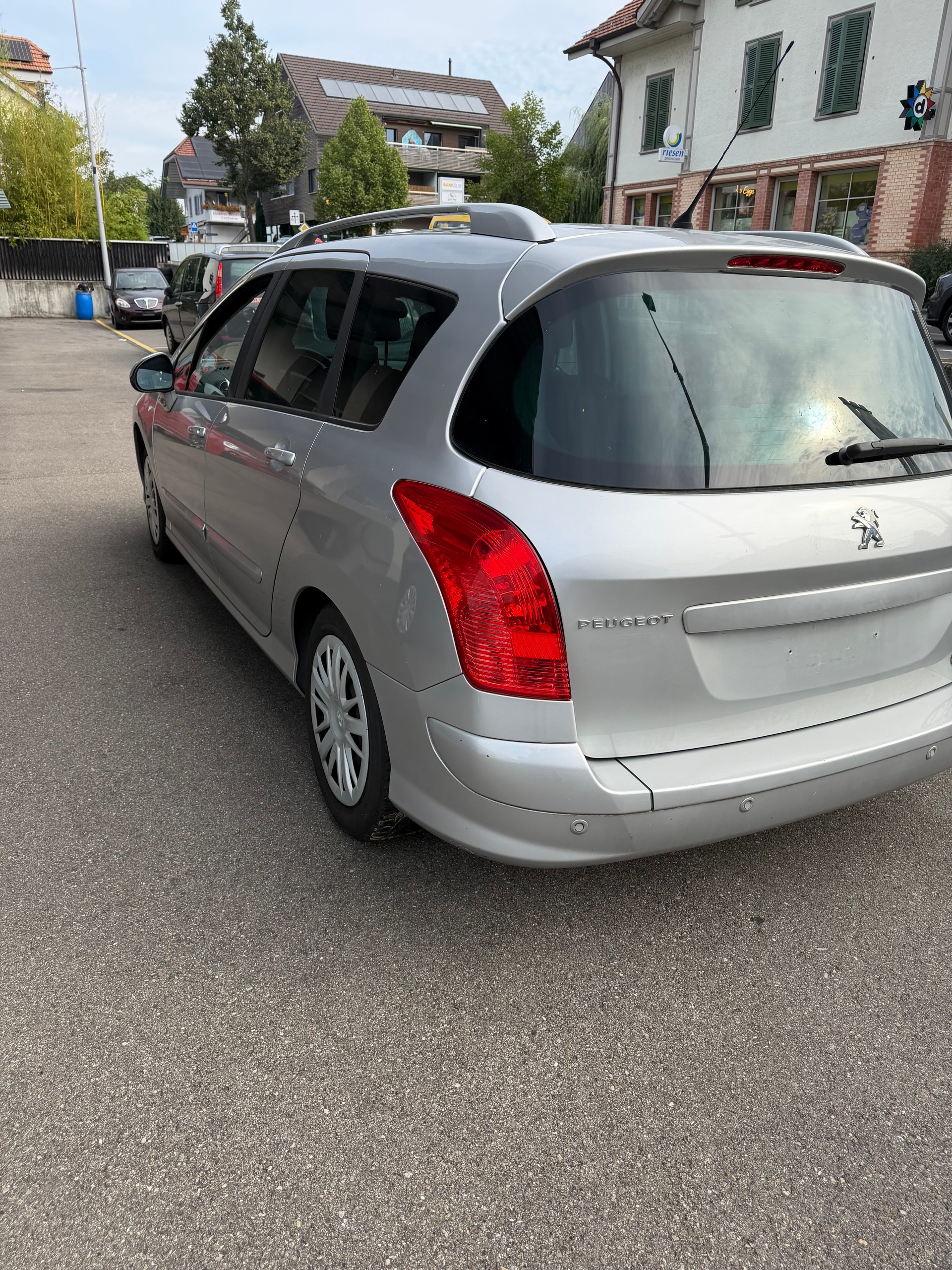 PEUGEOT 308-image-7