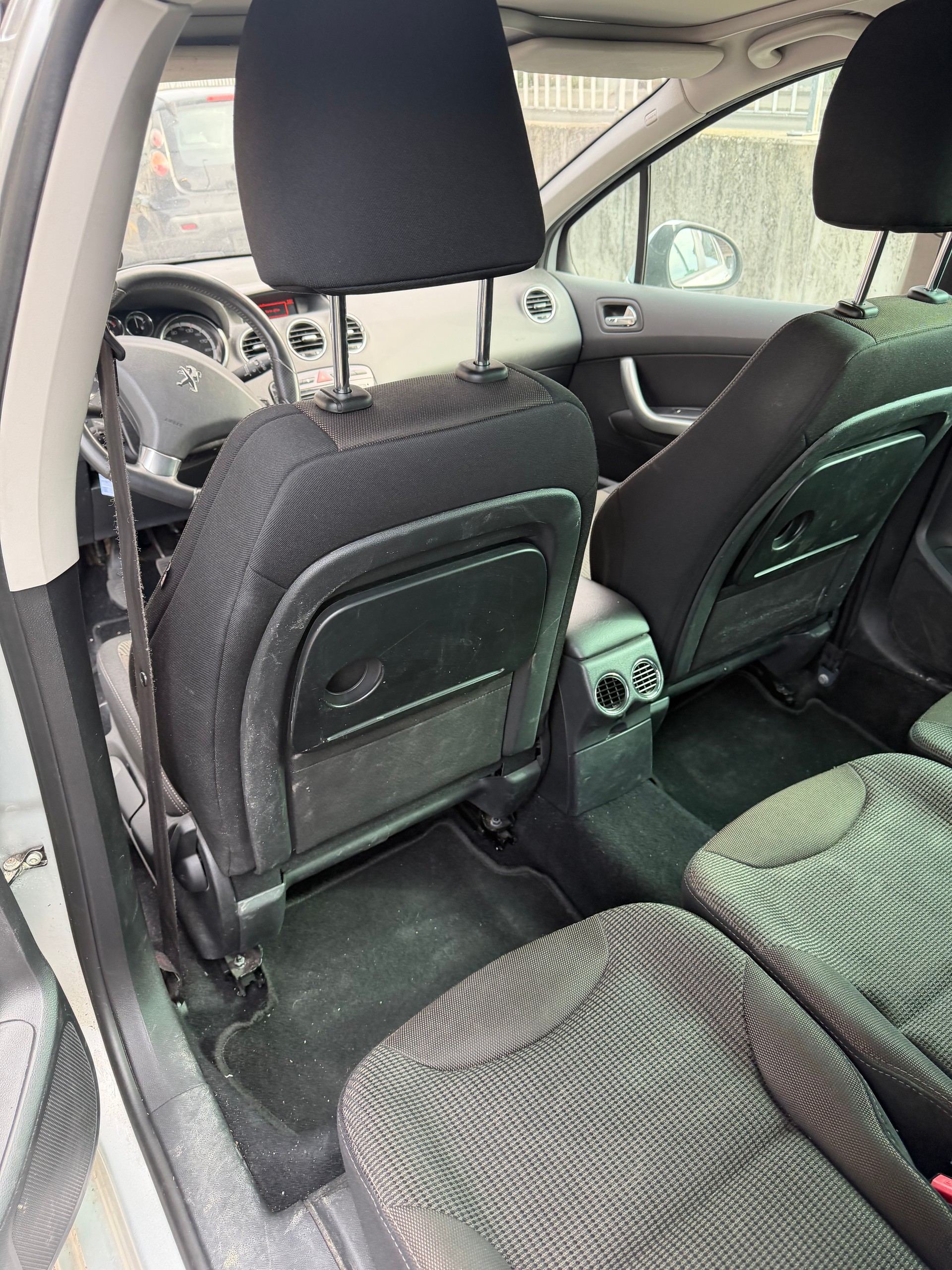 PEUGEOT 308-image-14