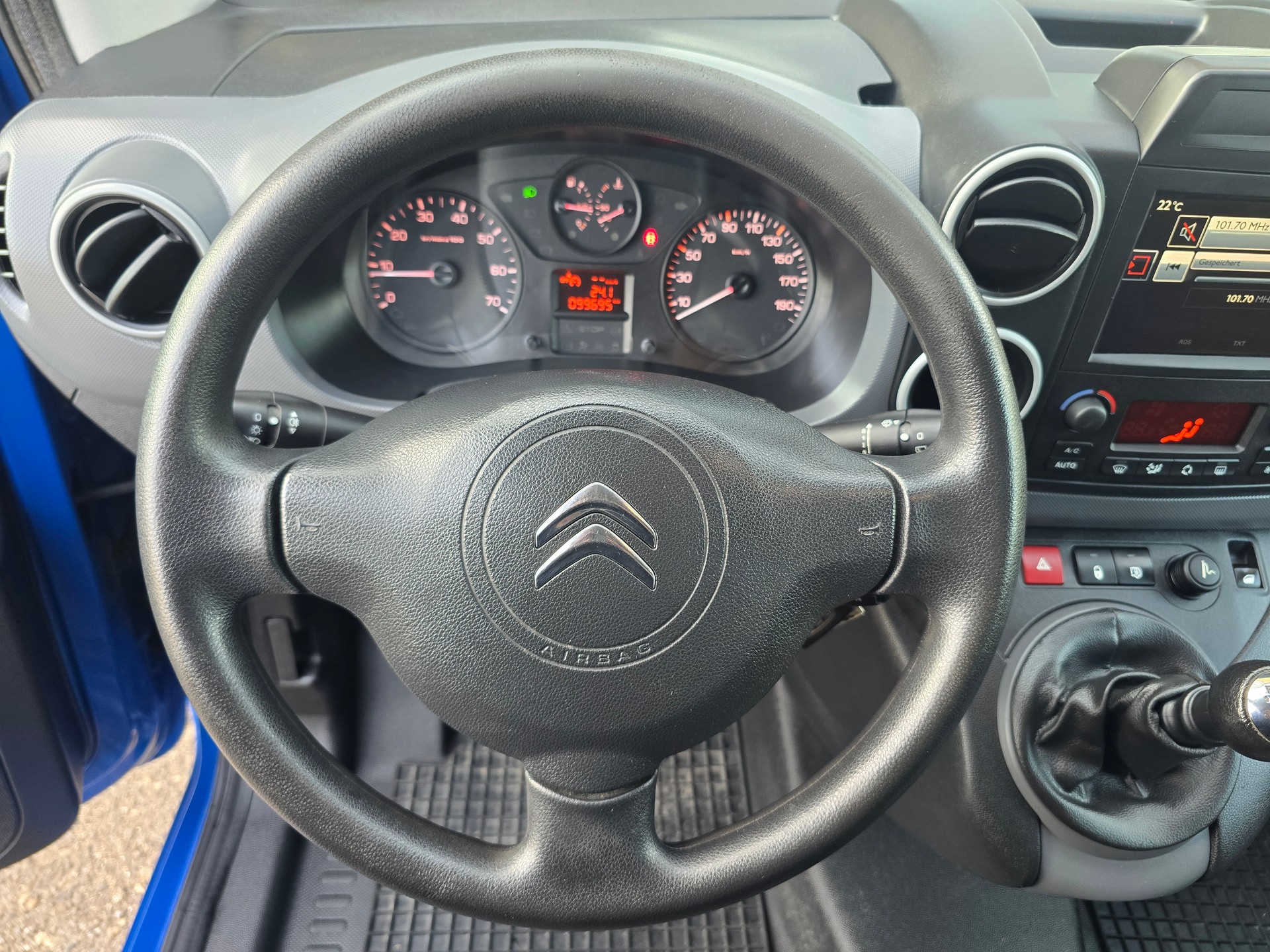 CITROEN Berlingo 1.6 BlueHDi 120 S&S Business-image-9