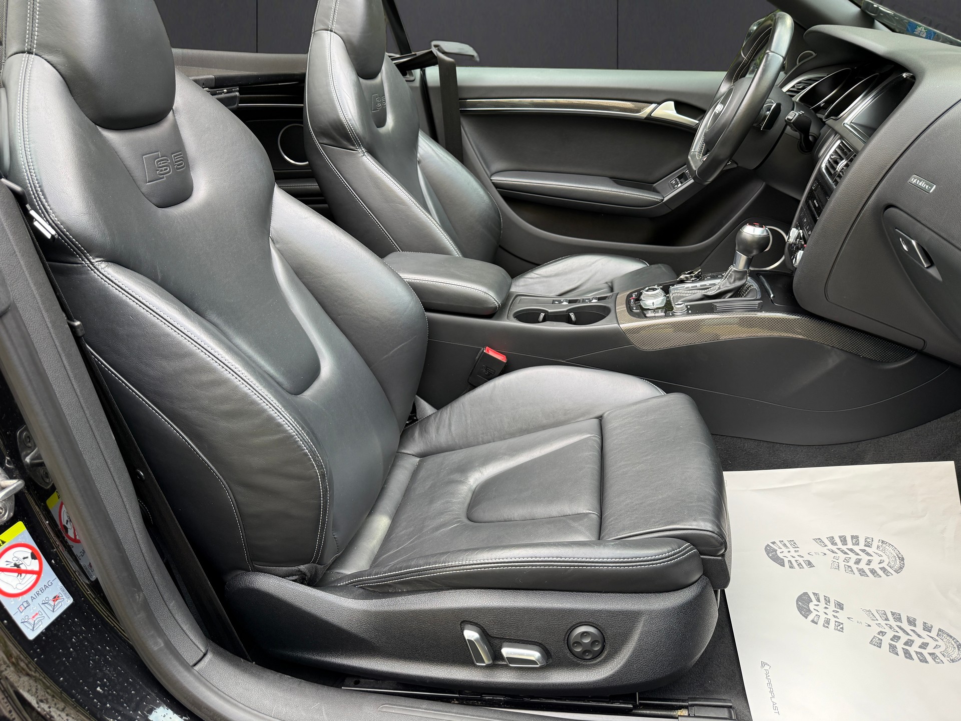 AUDI S5 Cabrio 3.0 TFSI quattro S-tronic-image-22
