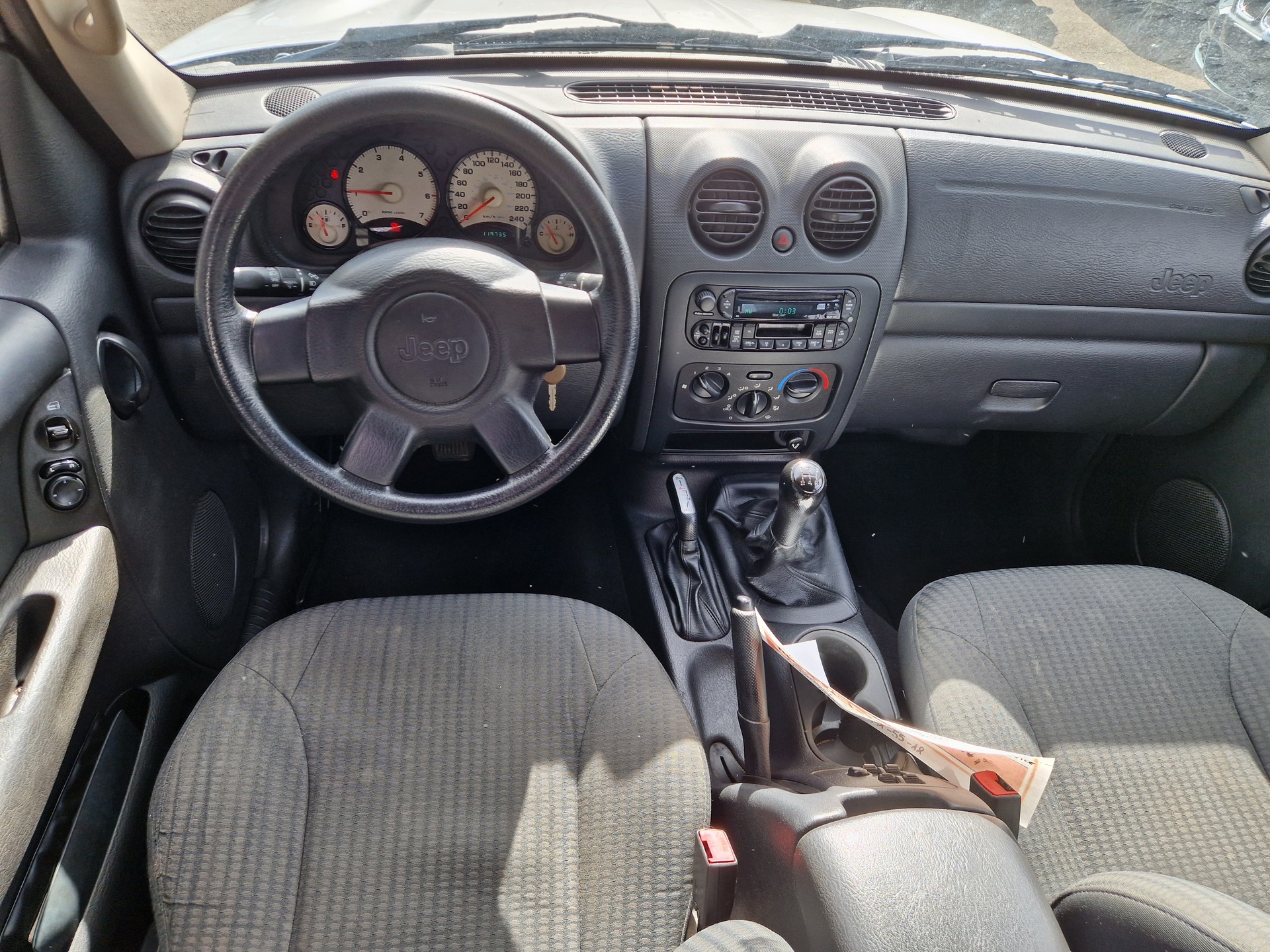 JEEP Cherokee 2.4 Sport-image-8