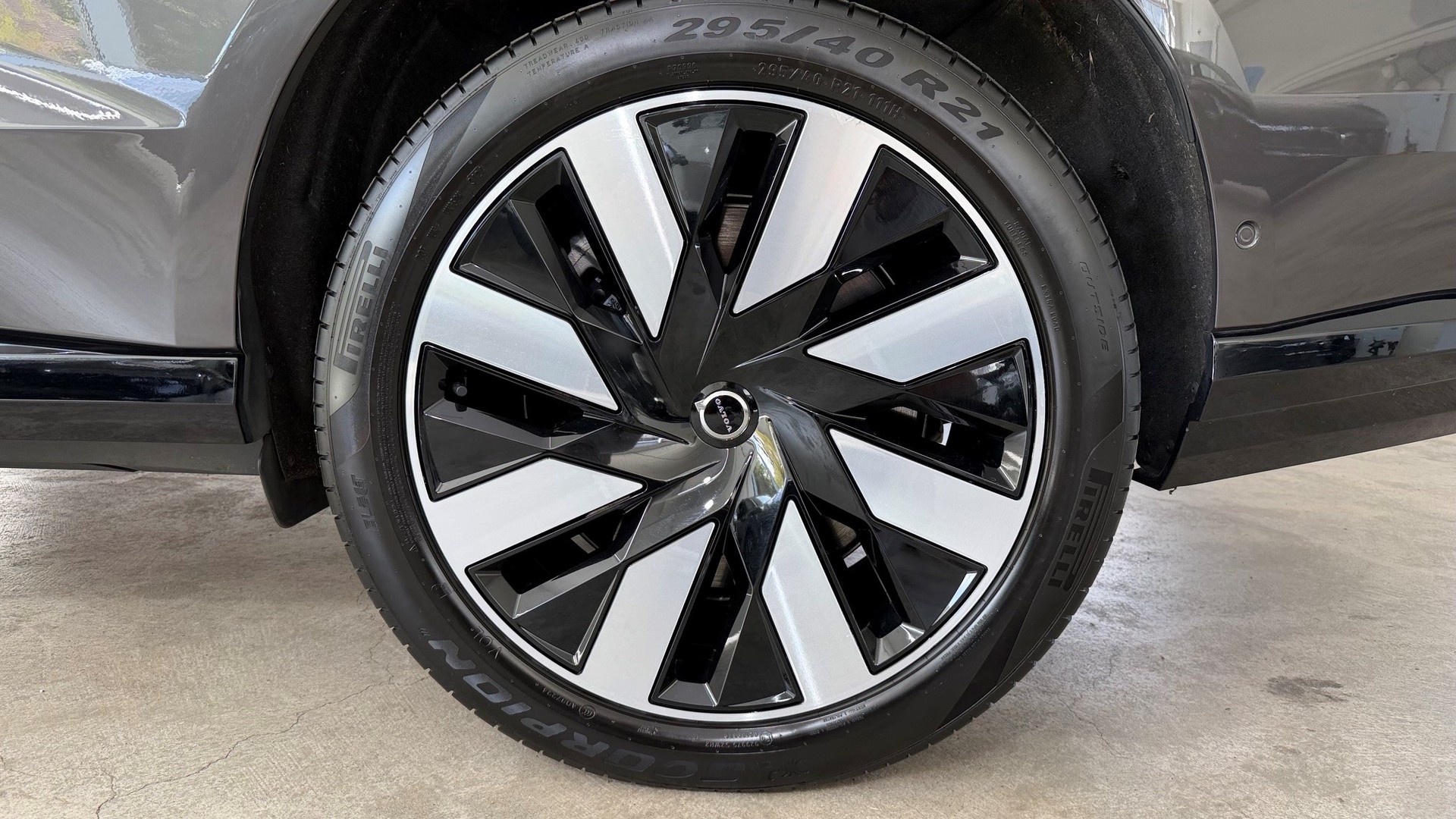 VOLVO EX 90 Twin Ultra AWD-image-9