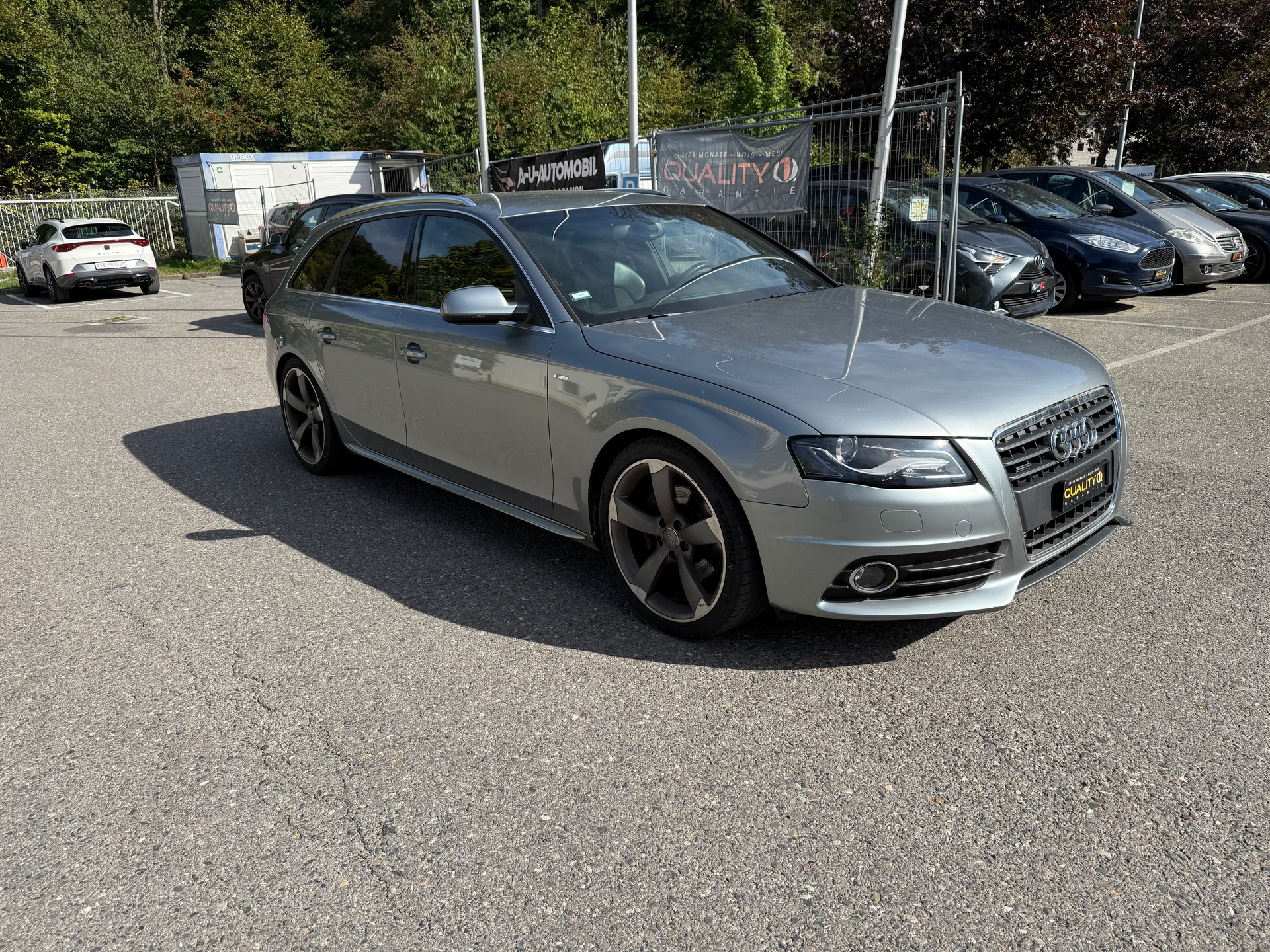 AUDI A4 Avant 2.0 TFSI quattro S-tronic-image-6