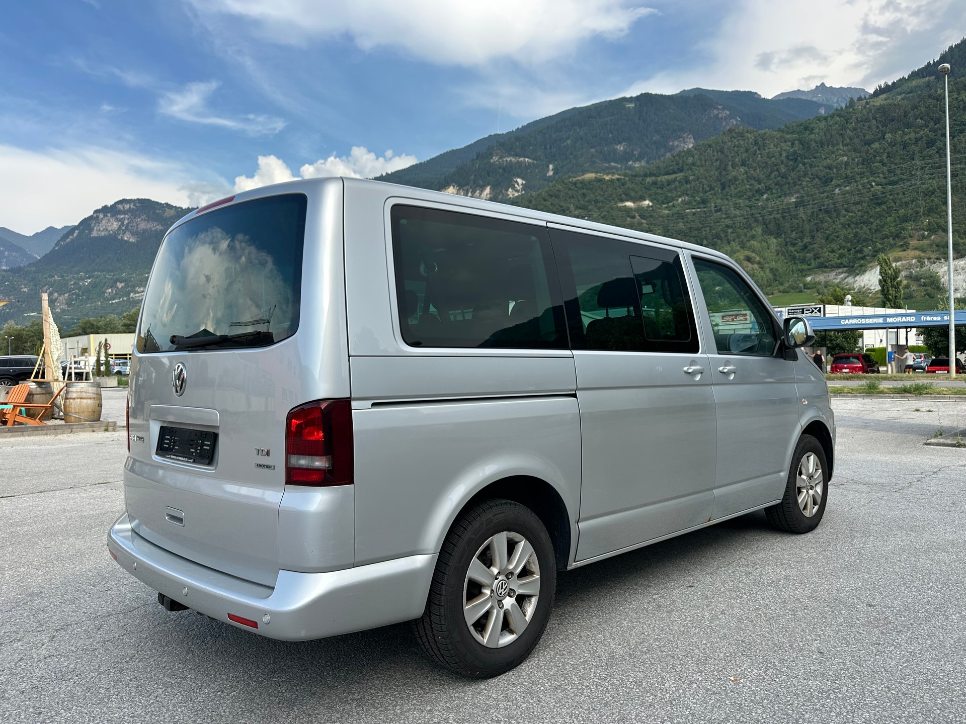 VW T5 Caravelle Comfortline 2.0 TDI CR 4Motion-image-4
