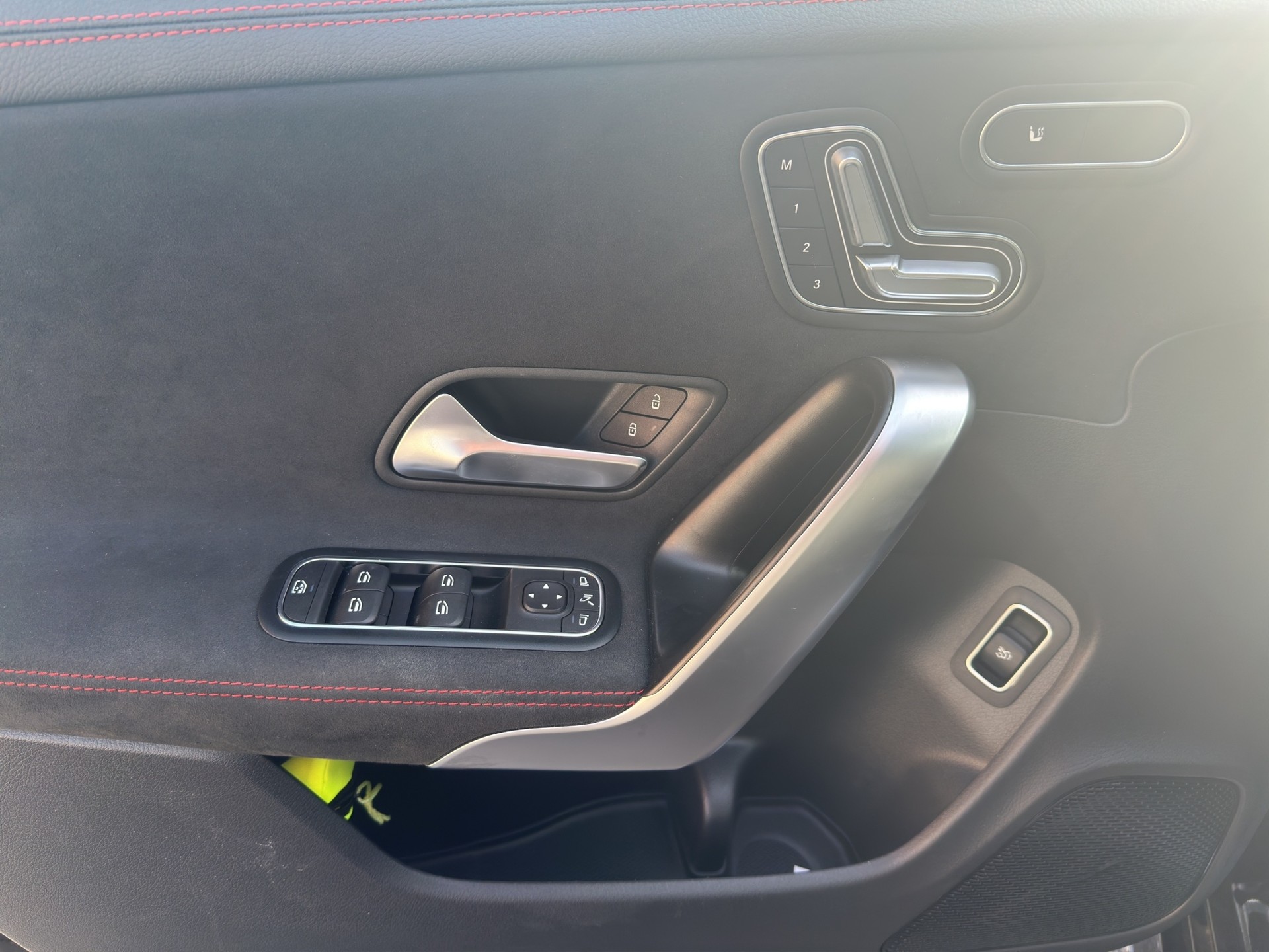 MERCEDES-BENZ CLA 220 4M AMG Line-image-14
