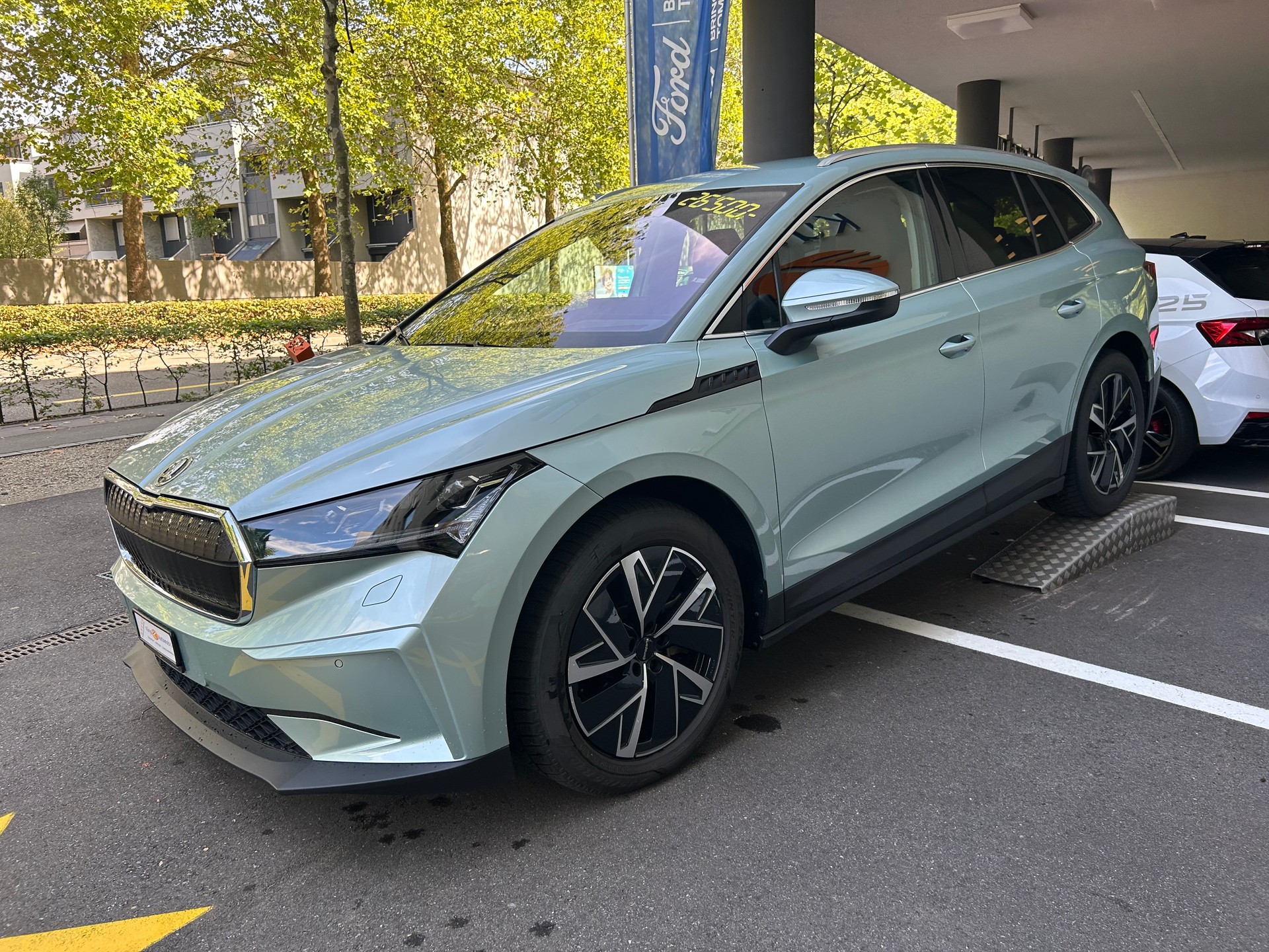 SKODA Enyaq iV 80x-image-4