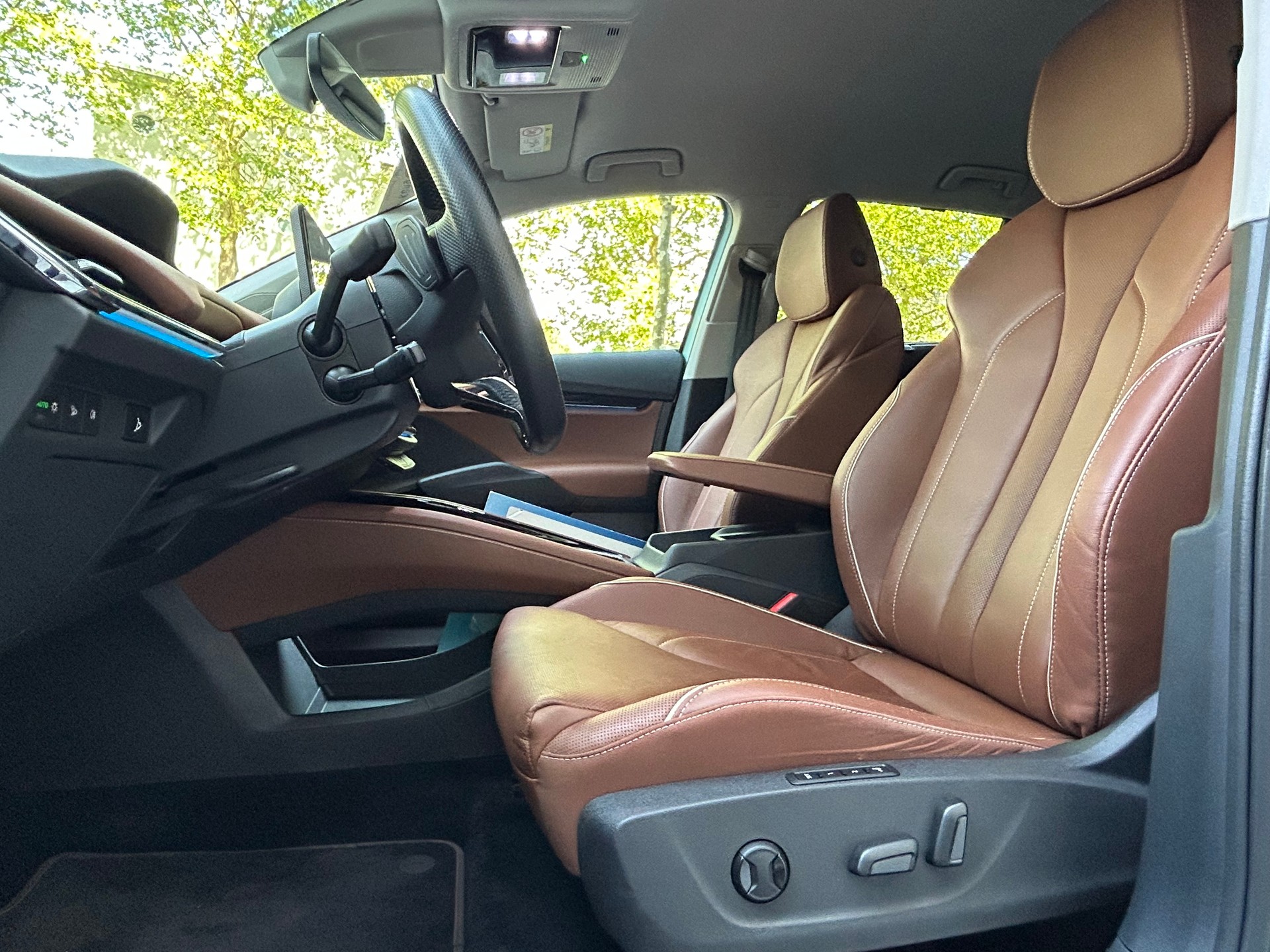 SKODA Enyaq iV 80x-image-9