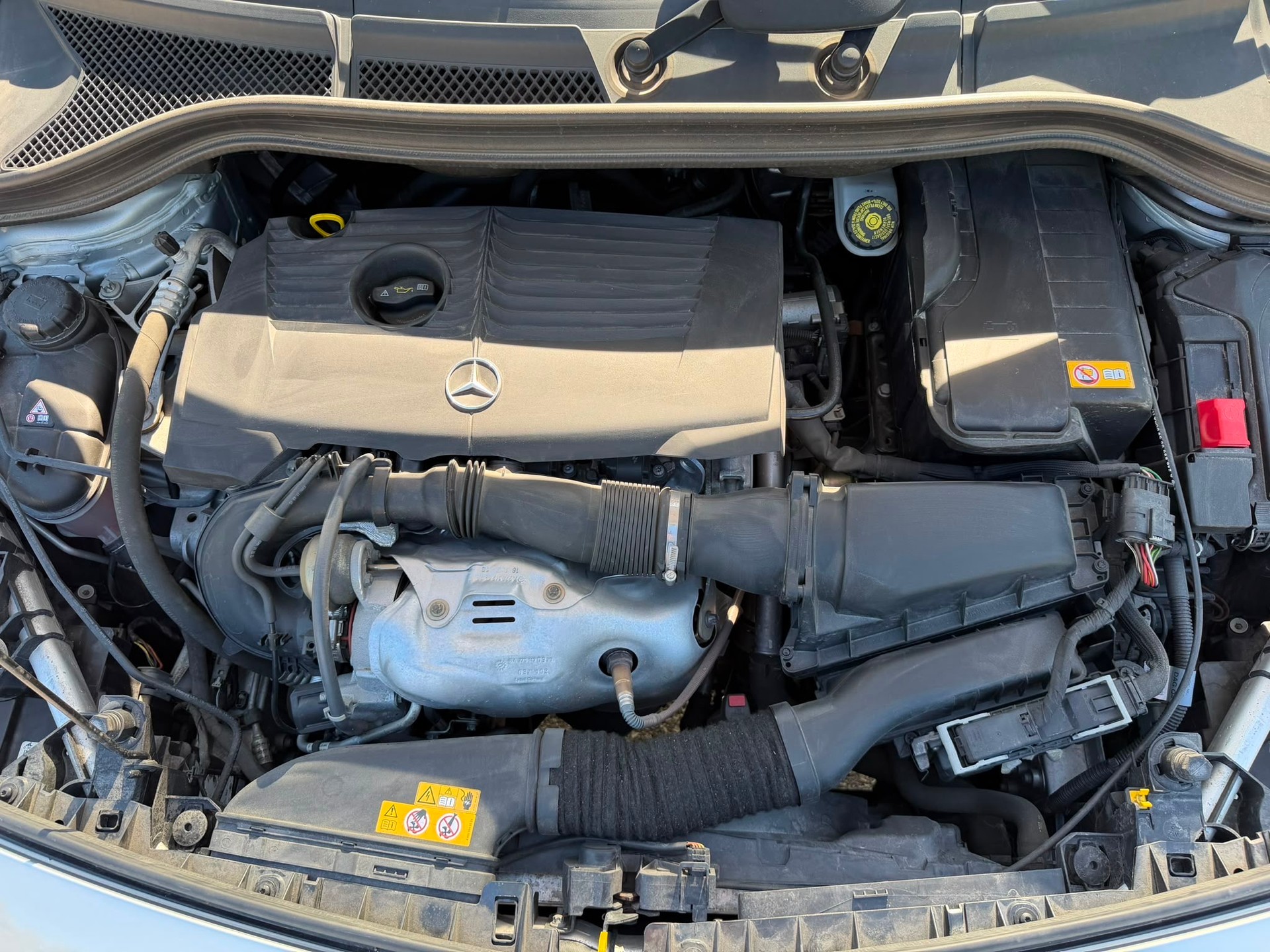 MERCEDES-BENZ B 220 Urban 4Matic 7G-DCT-image-20