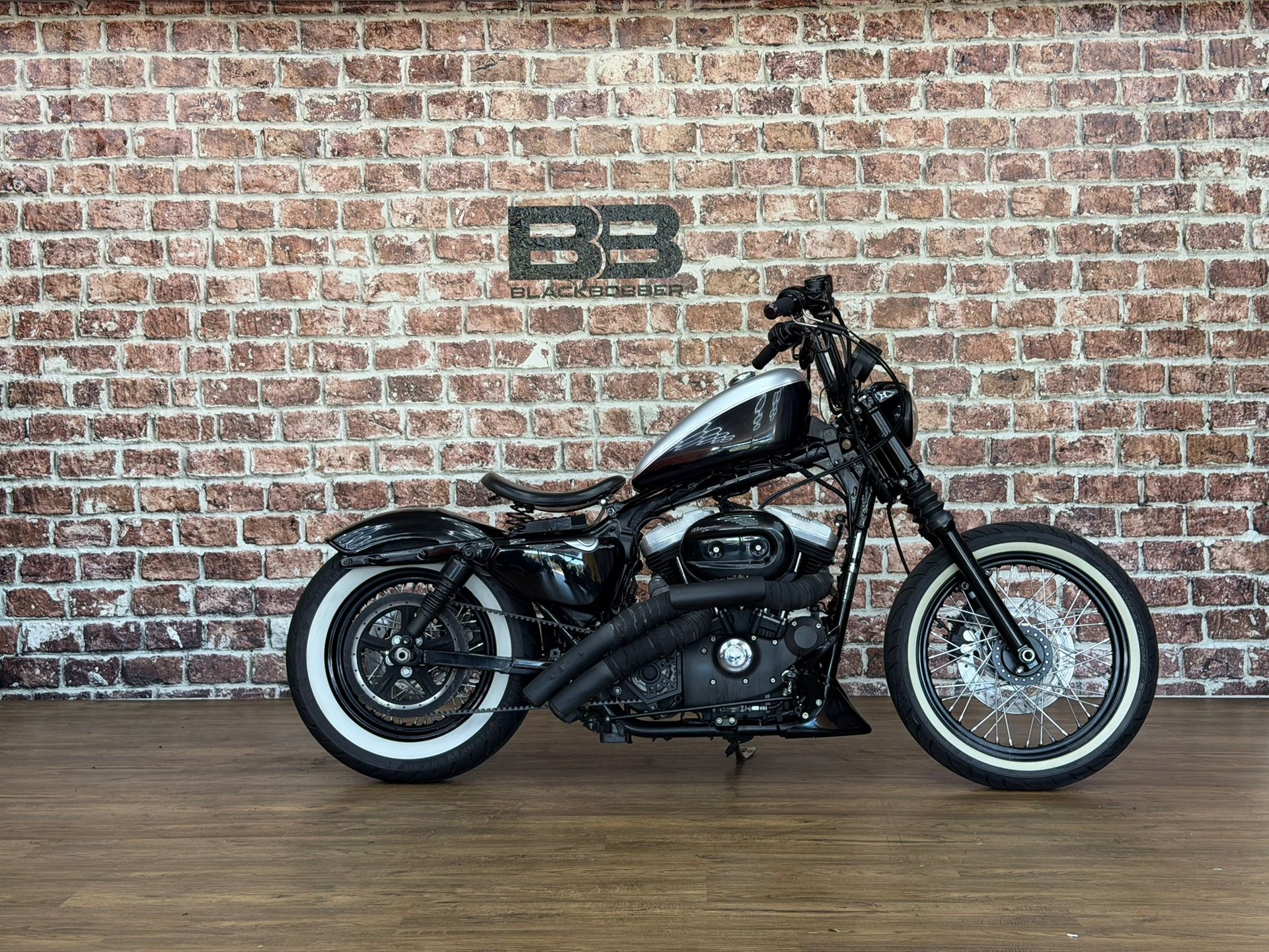 HARLEY-DAVIDSON XL 1200 N Sportster Nightster