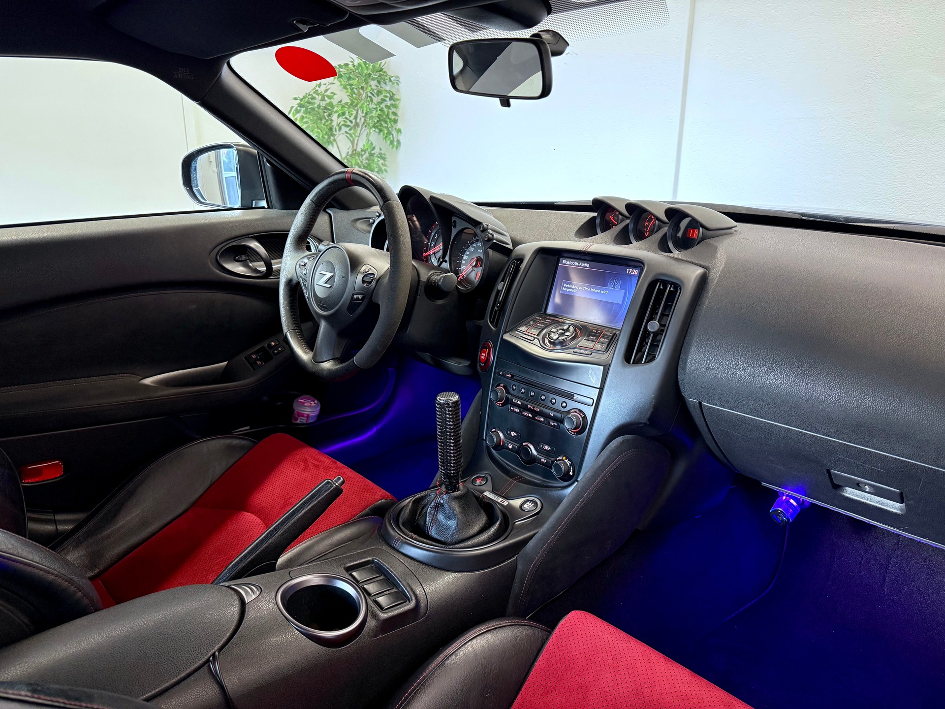 NISSAN 370 Z nismo V2-image-15