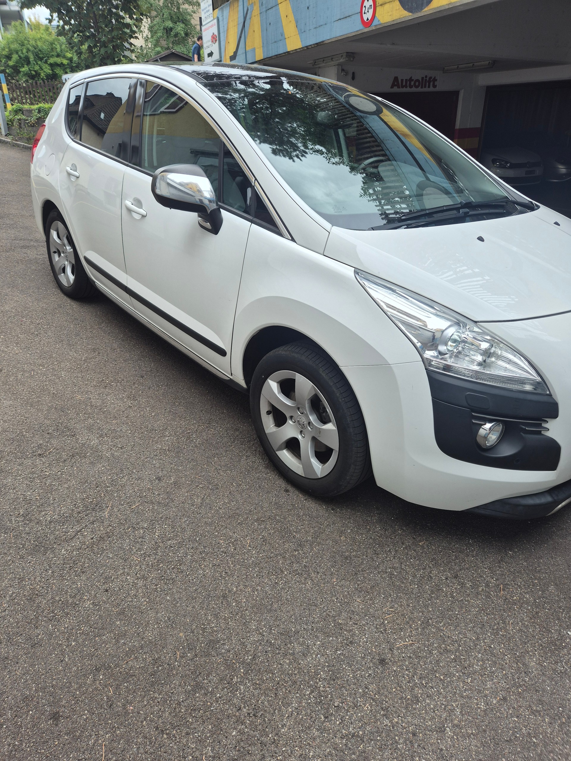 PEUGEOT 3008-image-7