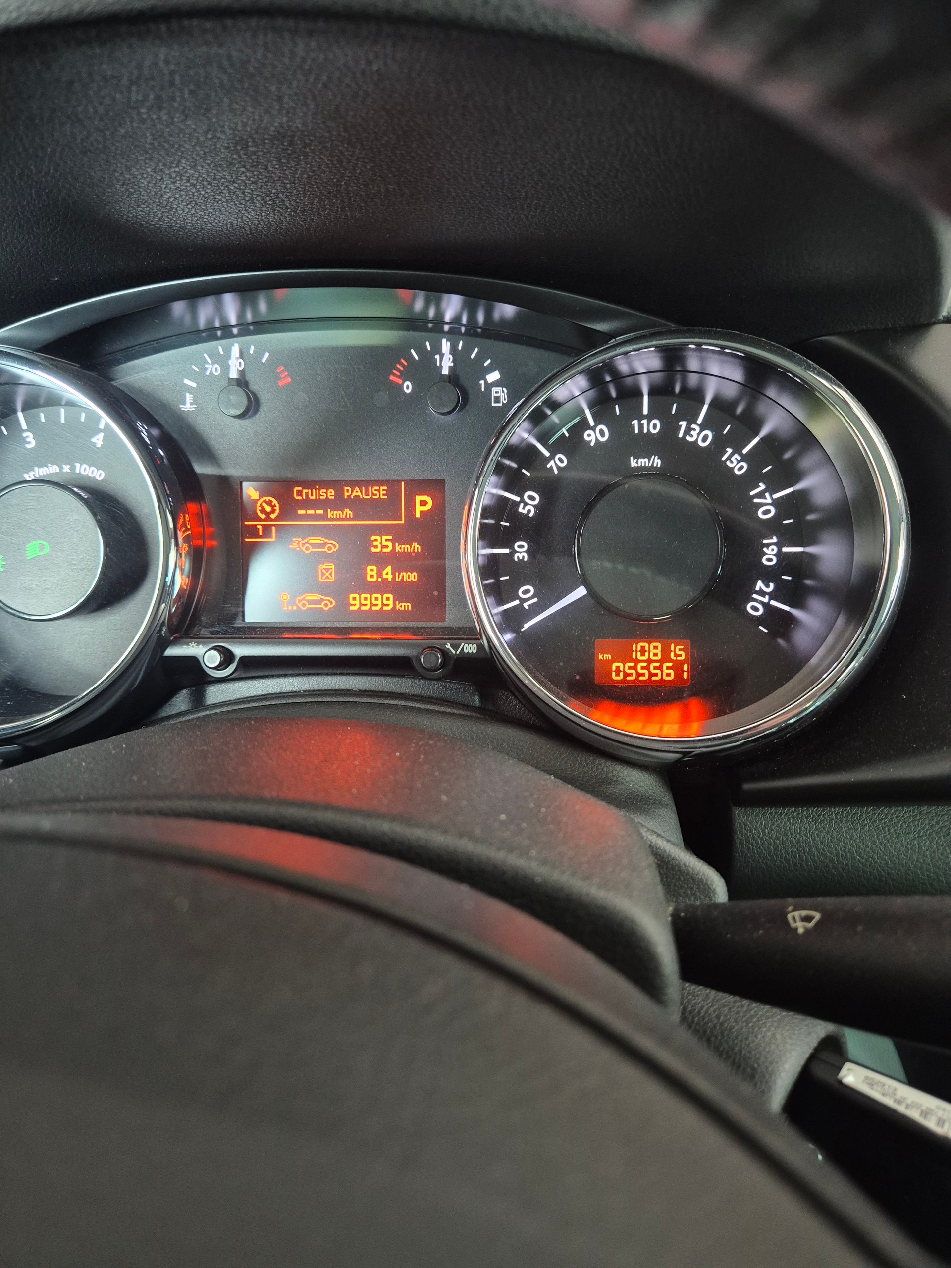 PEUGEOT 3008-image-0