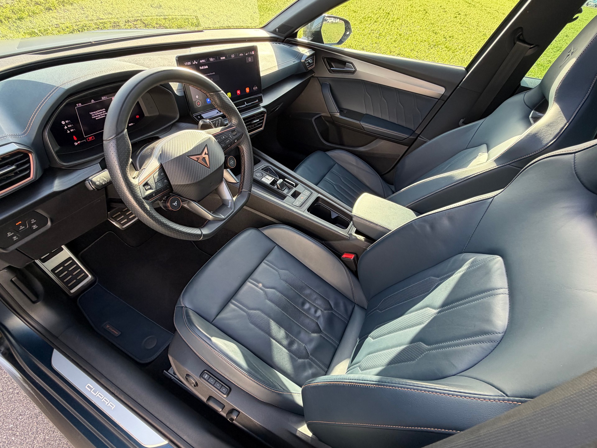 CUPRA LEON VZ 2.0 TSI DSG-image-13