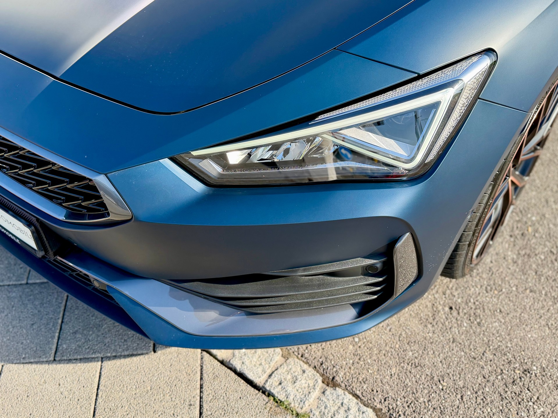 CUPRA LEON VZ 2.0 TSI DSG-image-3