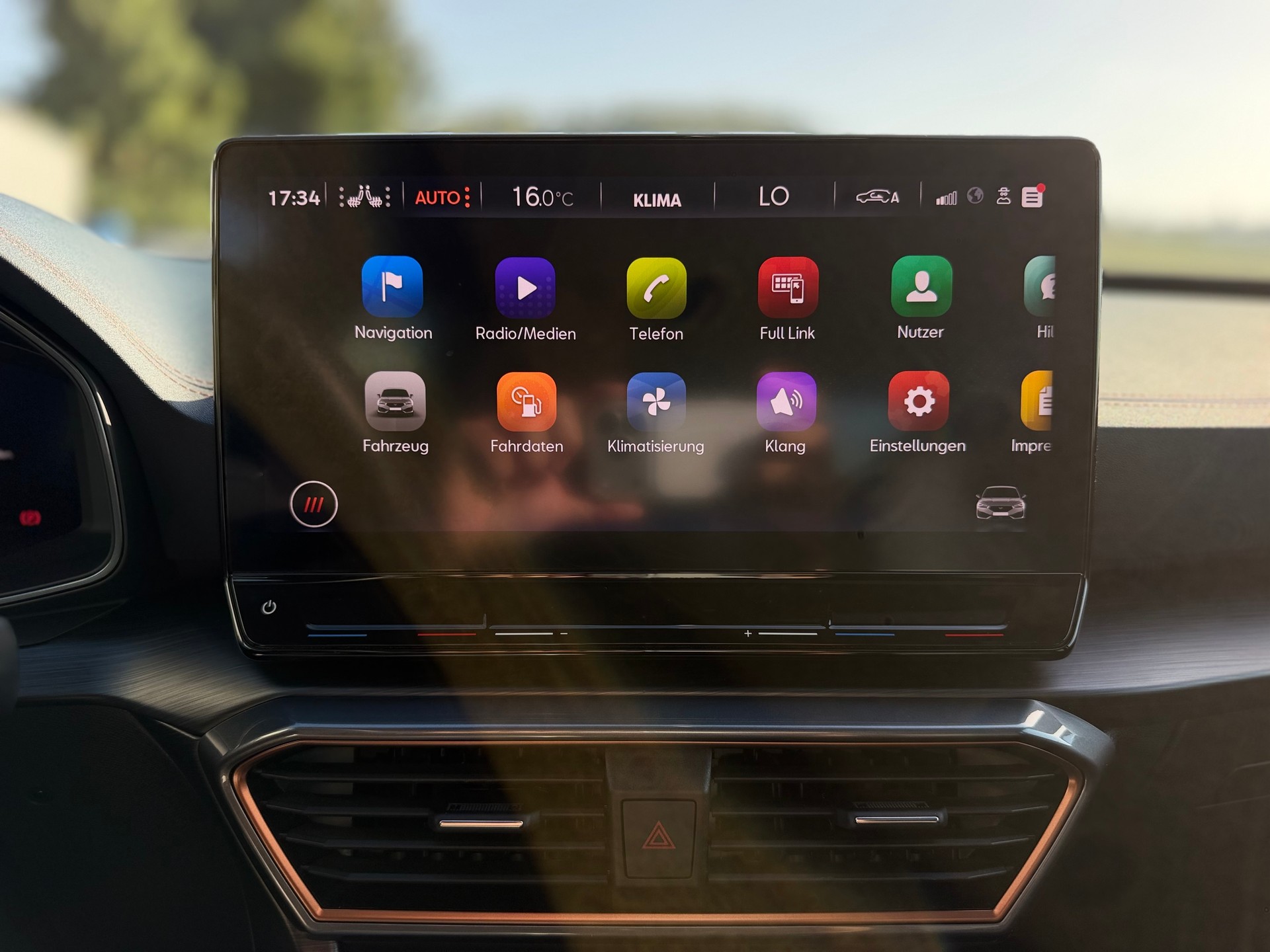 CUPRA LEON VZ 2.0 TSI DSG-image-20