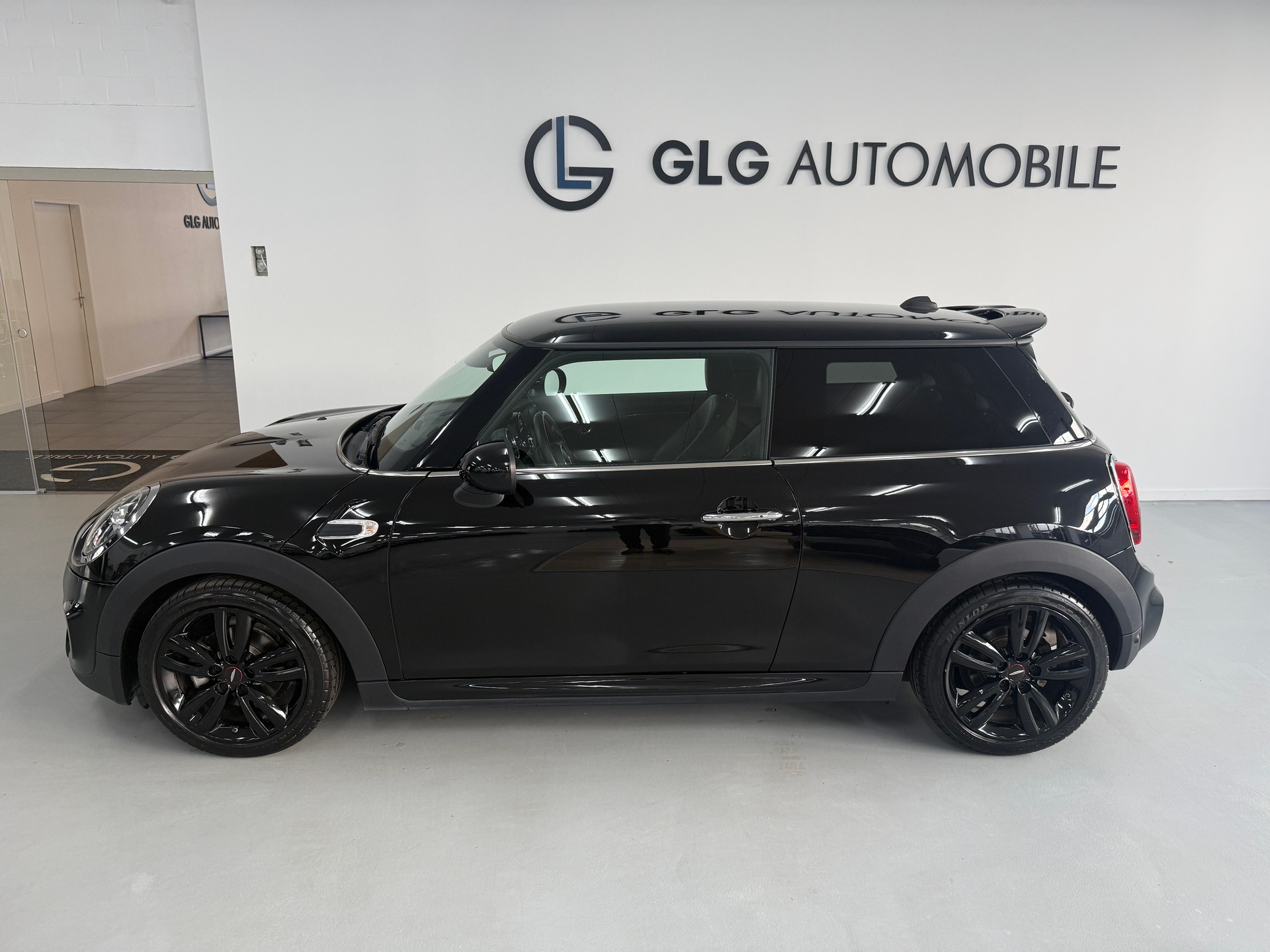 MINI One Steptronic DKG JCW-image-2