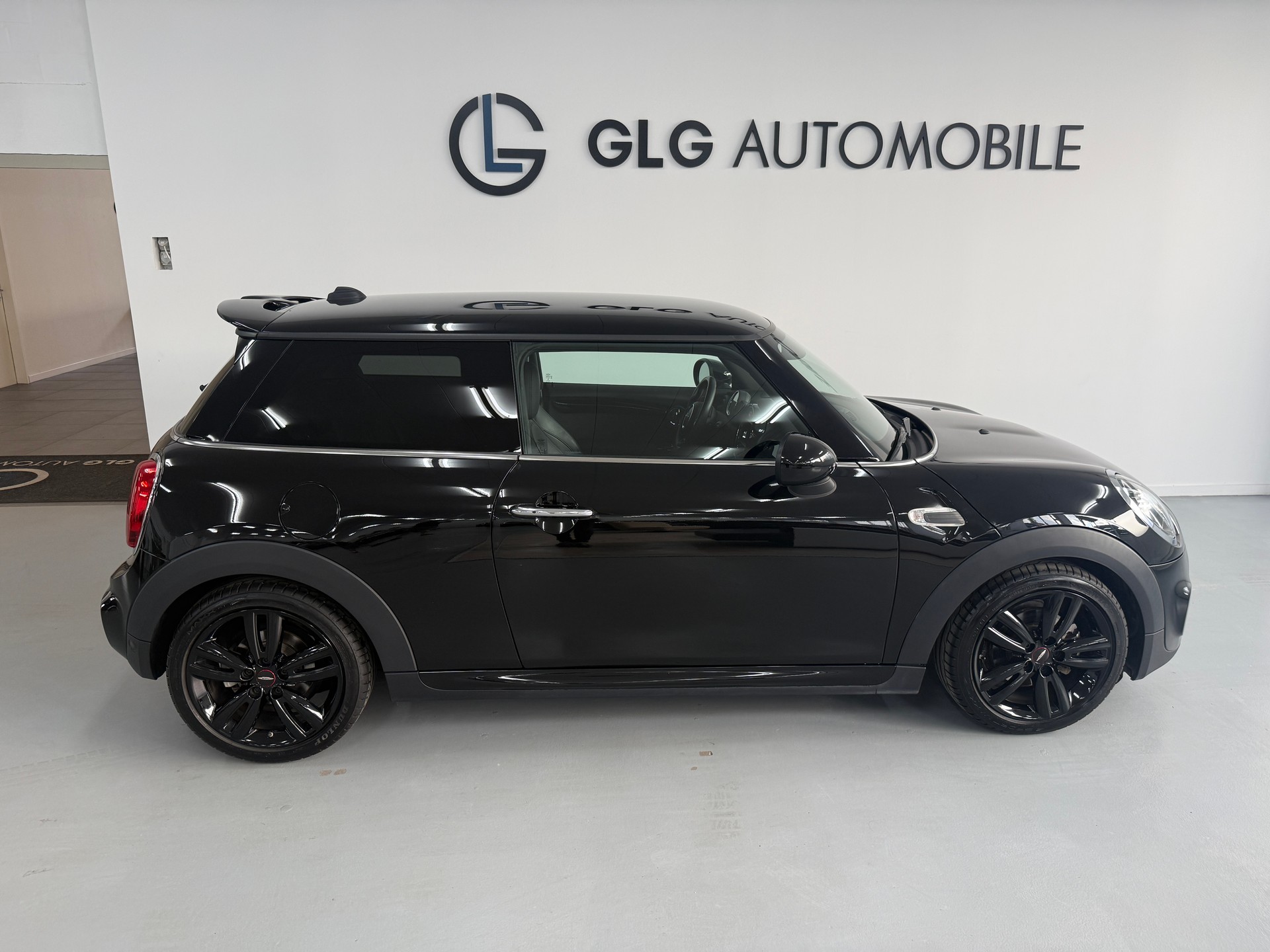 MINI One Steptronic DKG JCW-image-5