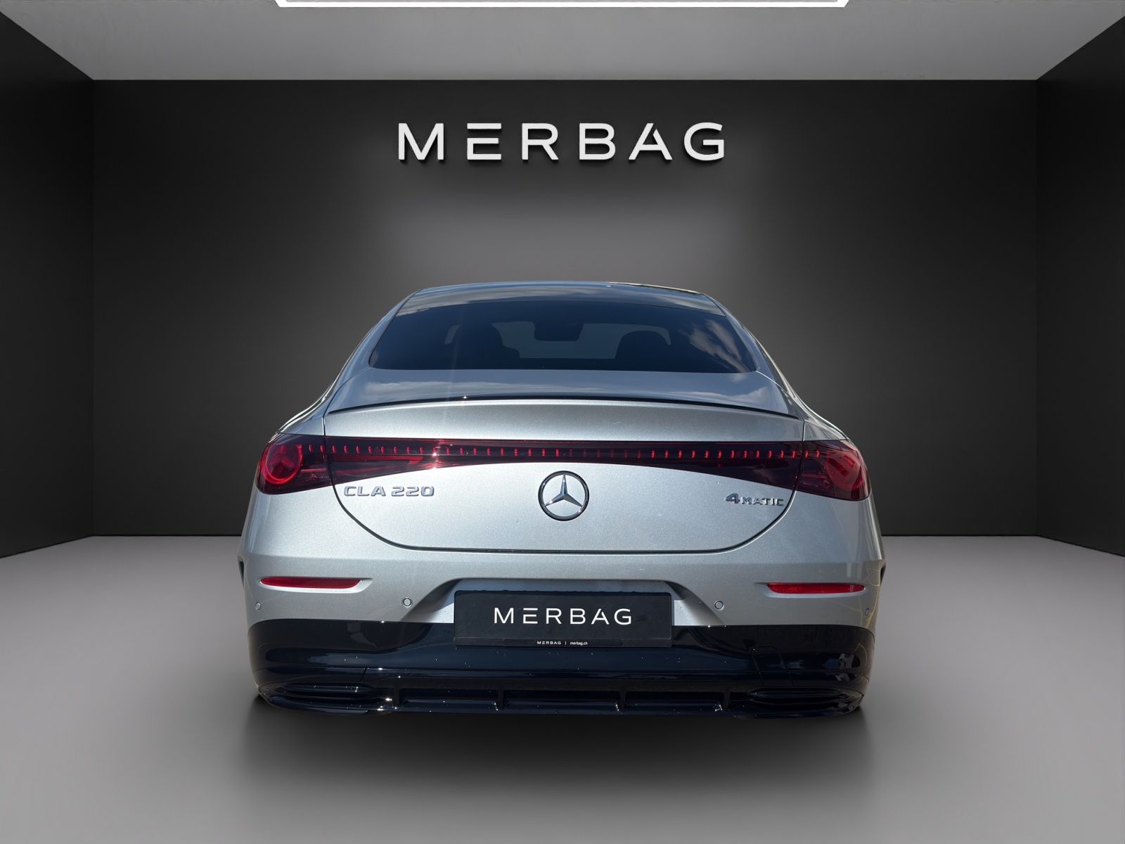 MERCEDES-BENZ CLA 220 8G-DCT 4Matic-image-4