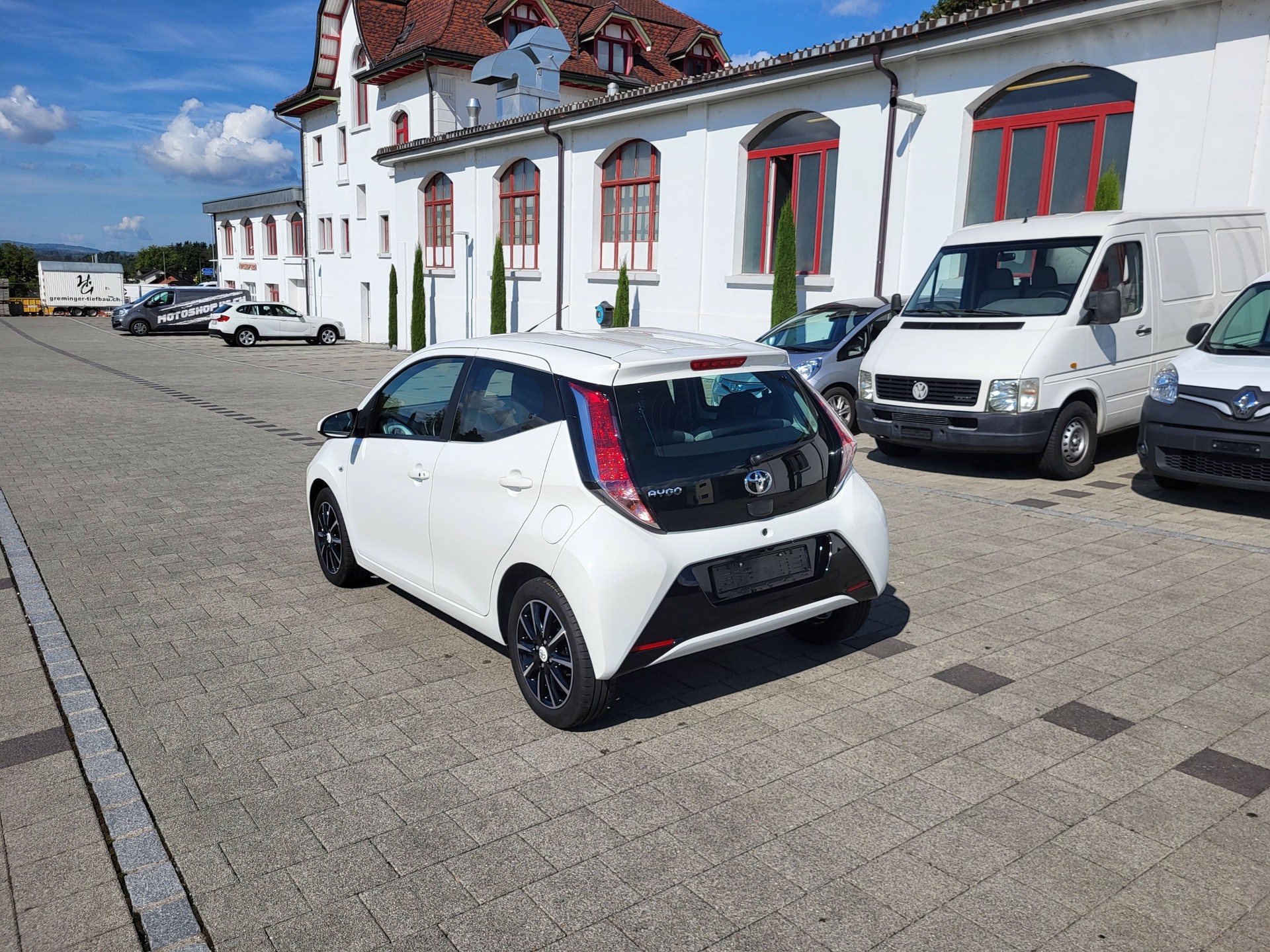TOYOTA Aygo 1.0 VVT-i Trend MultiMode-image-2
