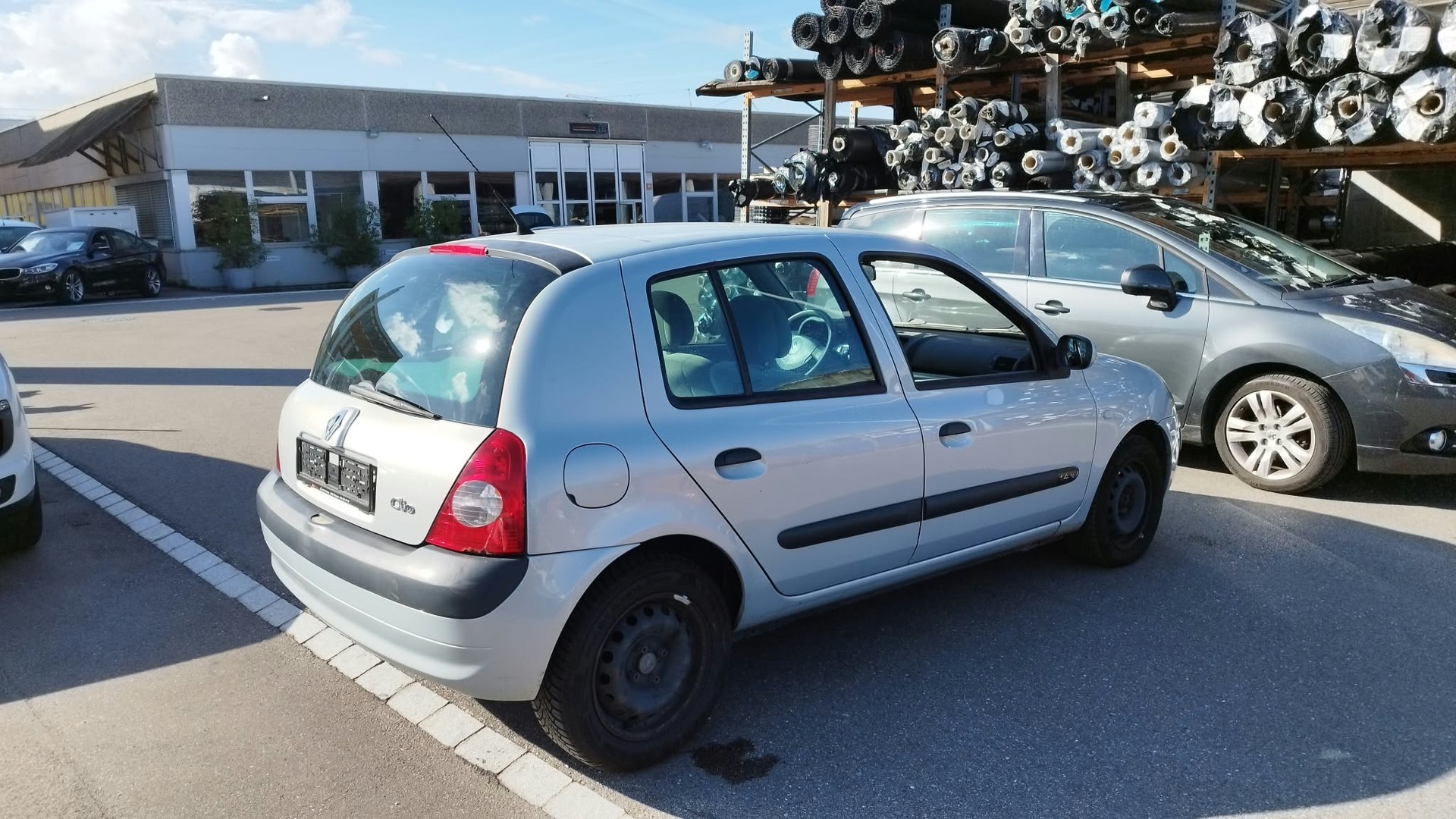 RENAULT Clio 1.4 16V Expression Confort-image-13
