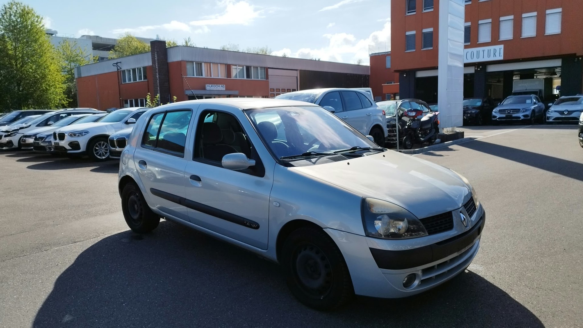 RENAULT Clio 1.4 16V Expression Confort-image-3