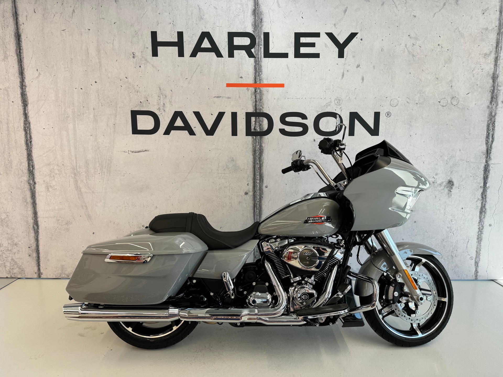 HARLEY-DAVIDSON FLTRX Road Glide 117
