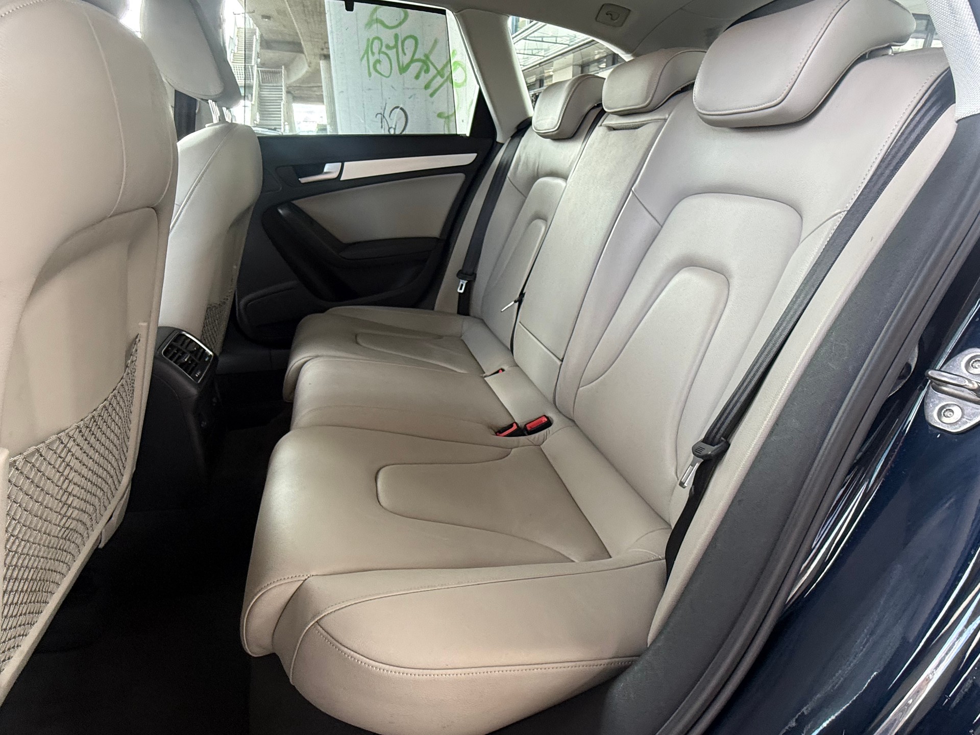 AUDI A4 allroad 2.0 TFSI quattro S-tronic-image-14