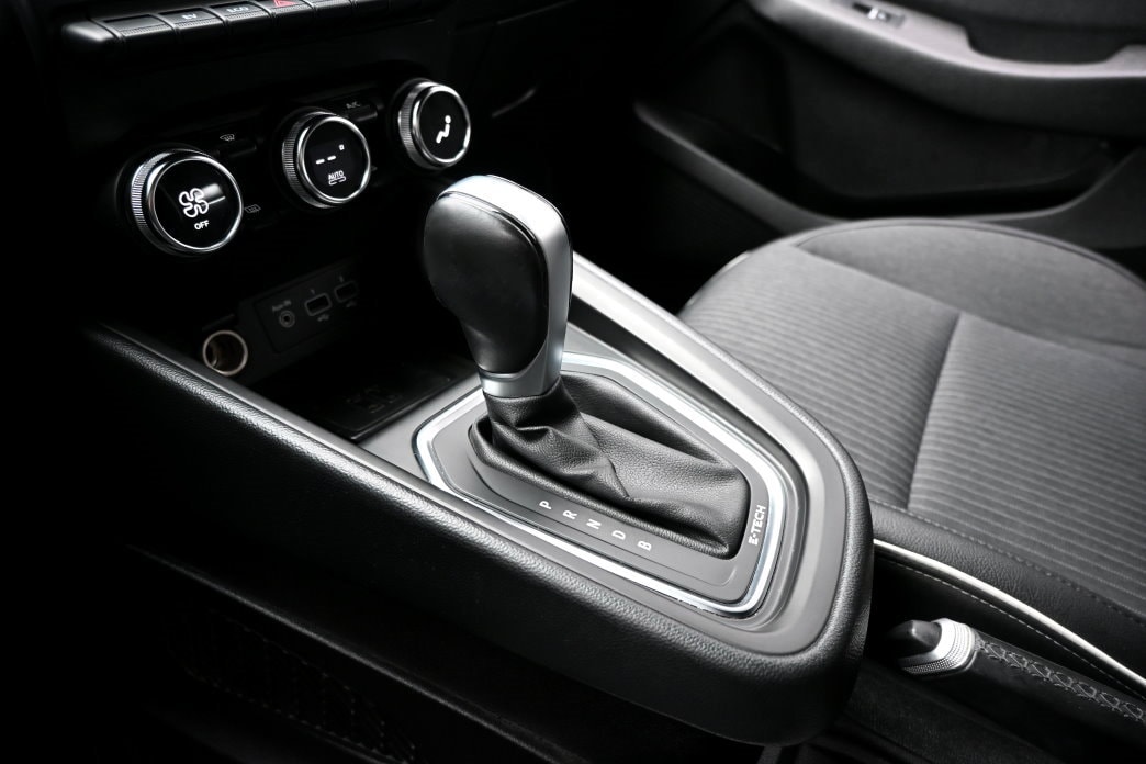 RENAULT Clio 1.6 E-Tech Intens-image-9