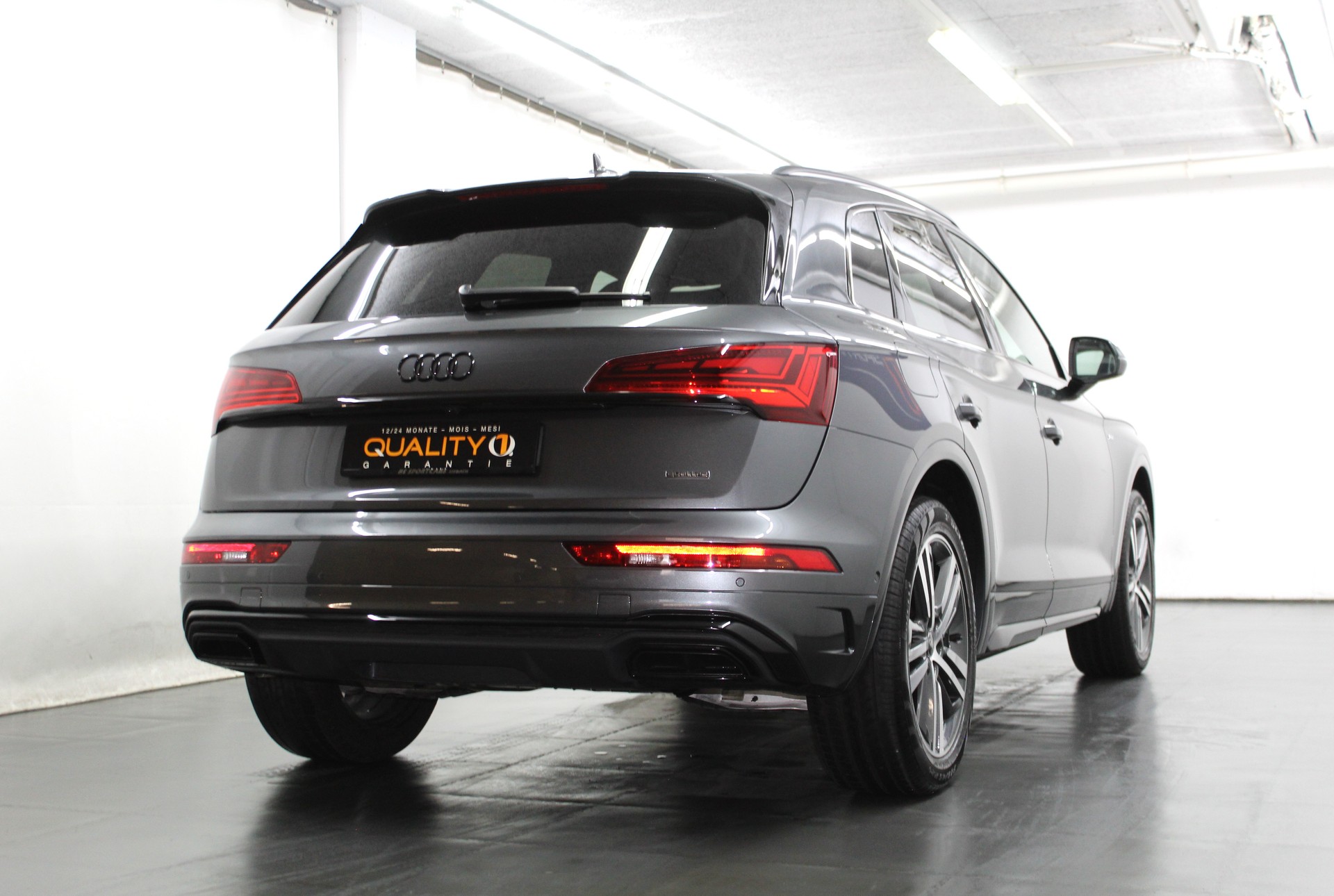 AUDI Q5 45 TFSI S-line quattro S-tronic S line Sportpaket / AHK / S Sportsitze / CH-Fahrzeug-image-6