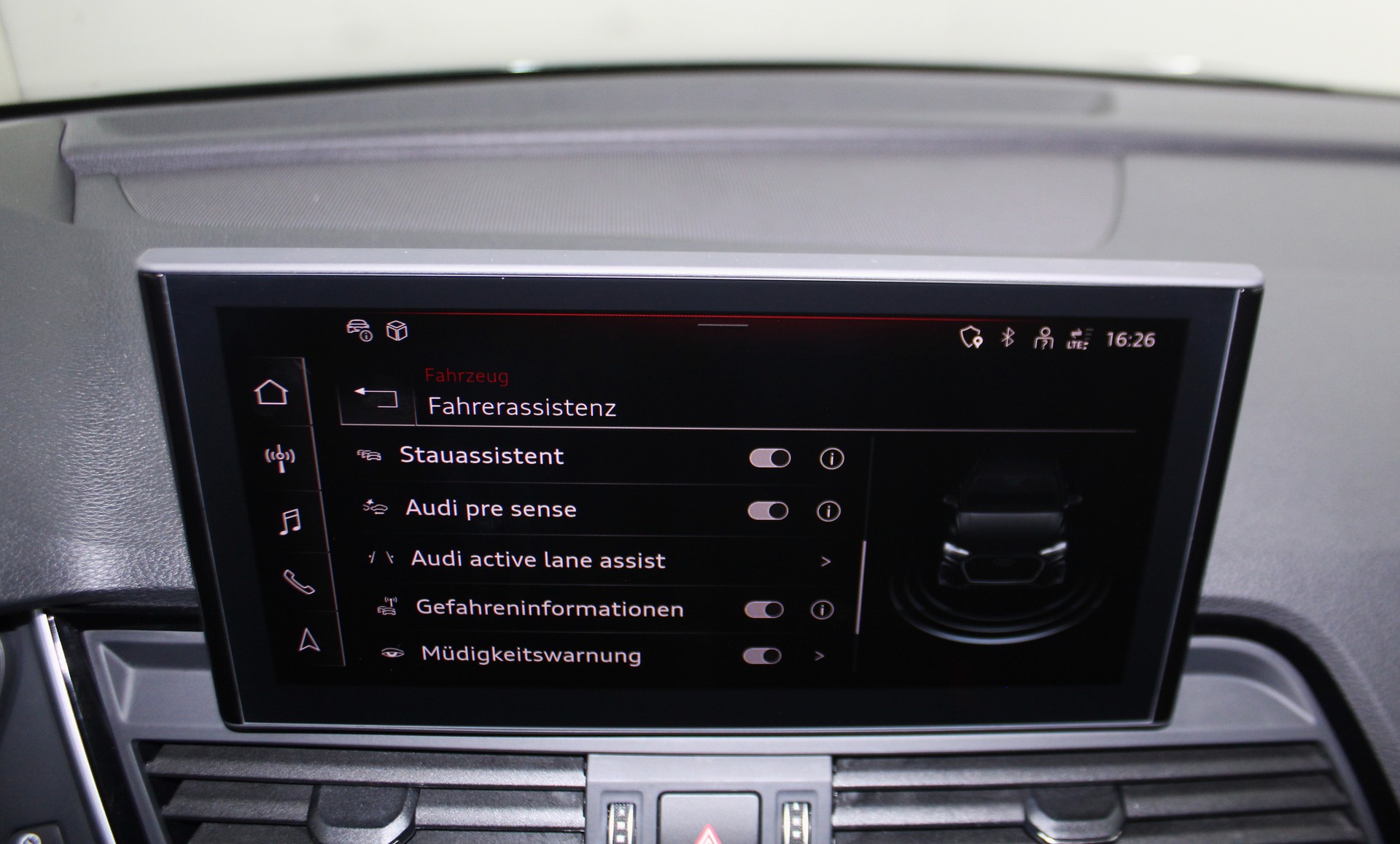 AUDI Q5 45 TFSI S-line quattro S-tronic S line Sportpaket / AHK / S Sportsitze / CH-Fahrzeug-image-25