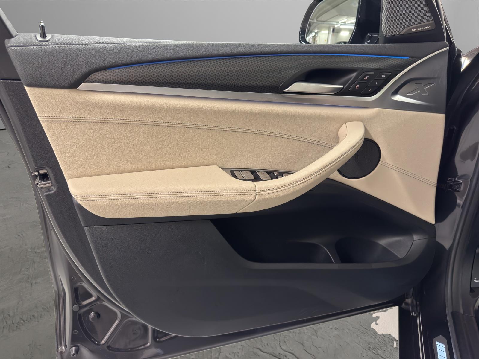 BMW iX3-image-12