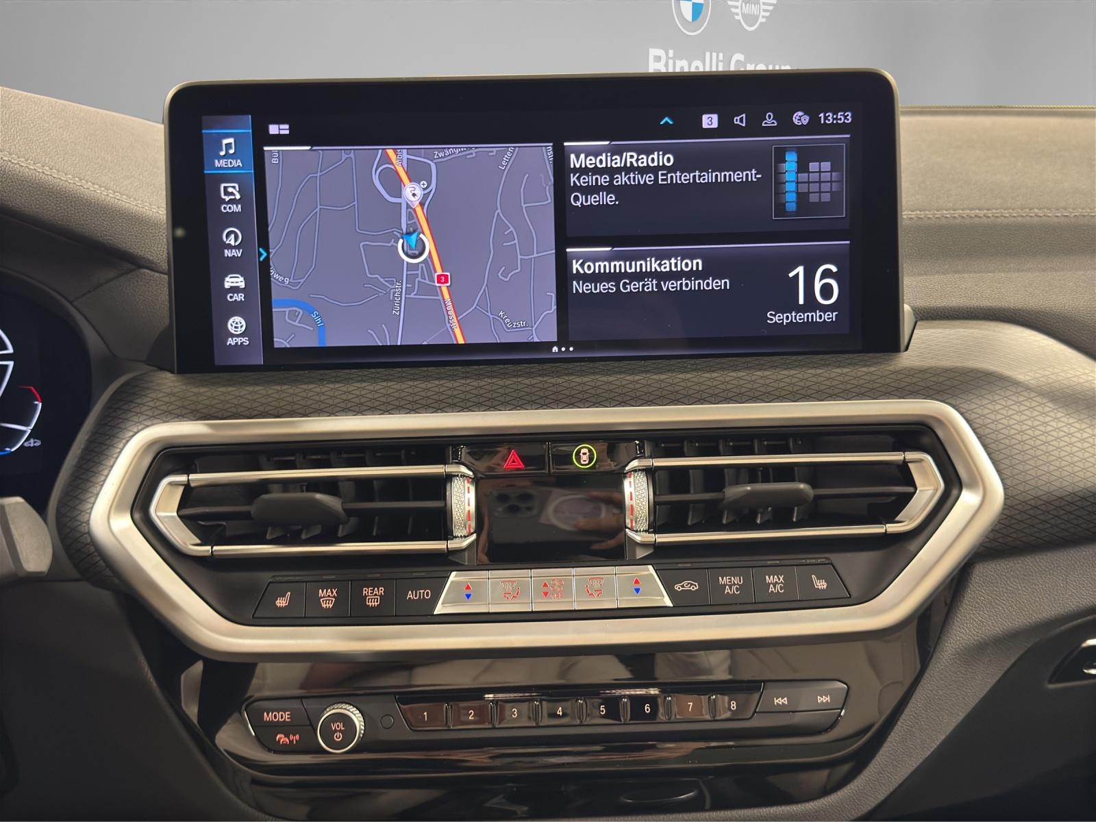 BMW iX3-image-18