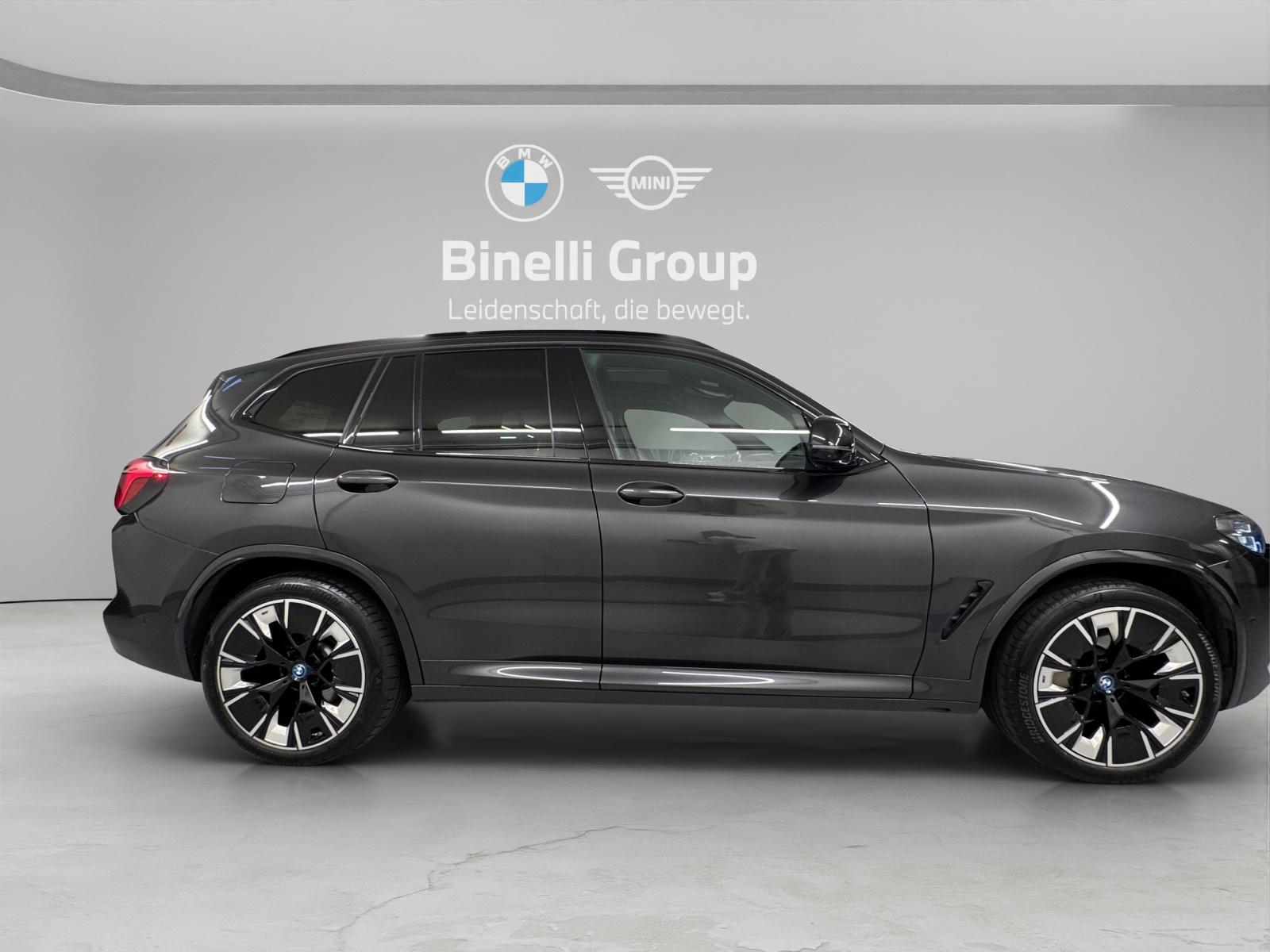 BMW iX3-image-5