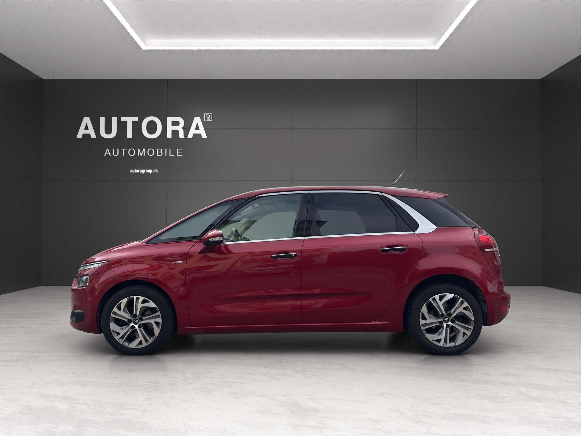 CITROEN C4 Picasso 1.6 e-HDi Attraction ETG6-image-2