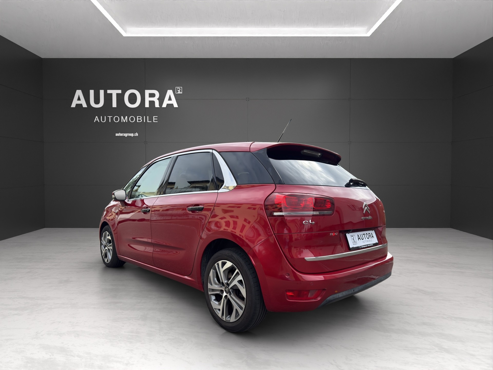 CITROEN C4 Picasso 1.6 e-HDi Attraction ETG6-image-3