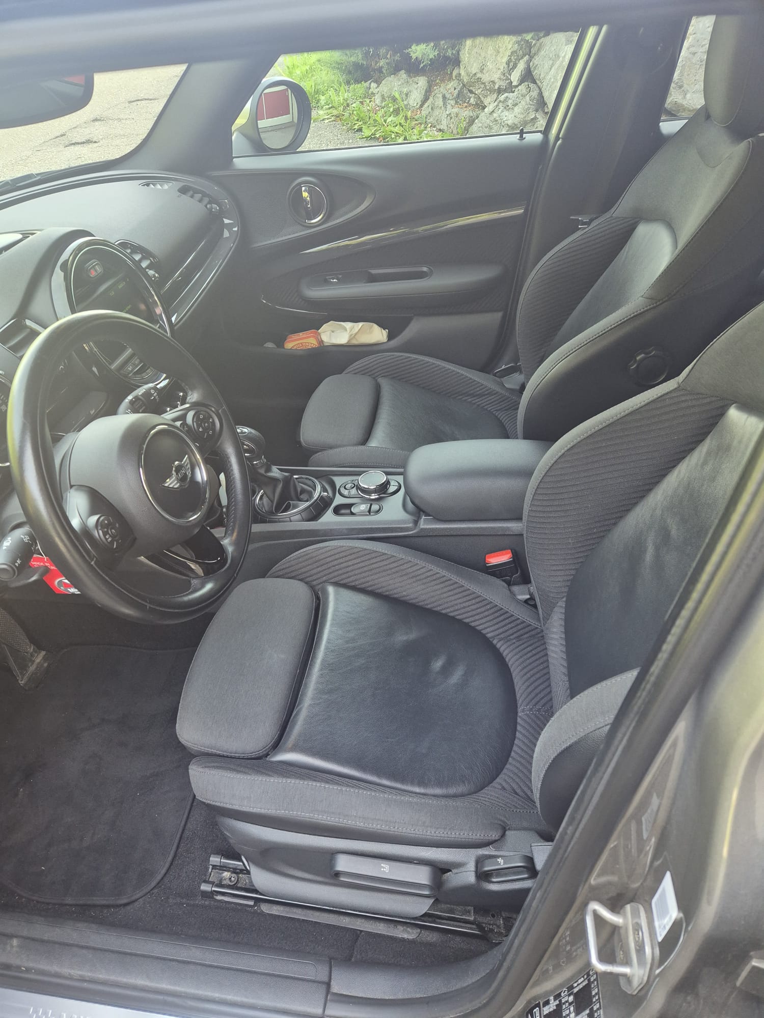 MINI 2.0i Cooper S ALL4-image-11