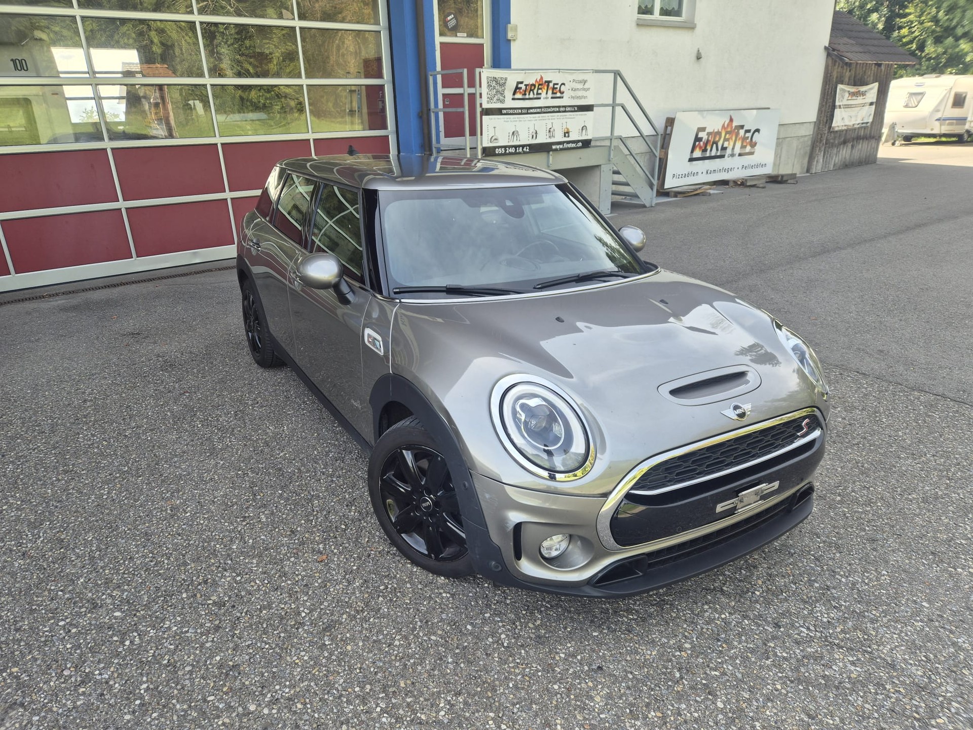 MINI 2.0i Cooper S ALL4-image-1
