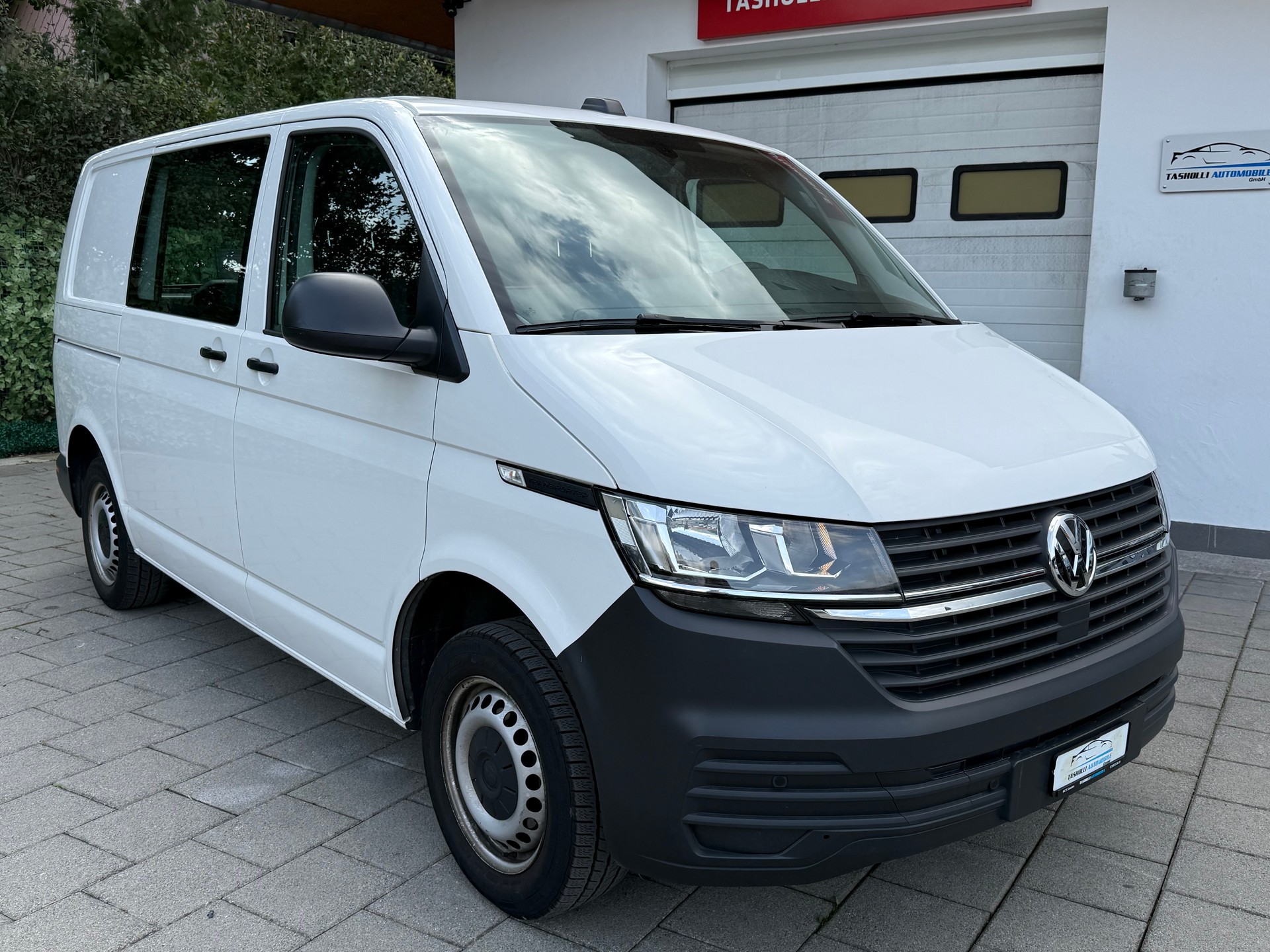 VW T6.1 2.0 TDI DSG-image-1