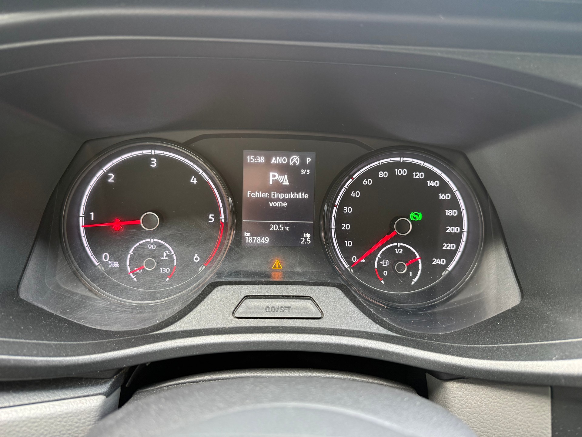 VW T6.1 2.0 TDI DSG-image-23