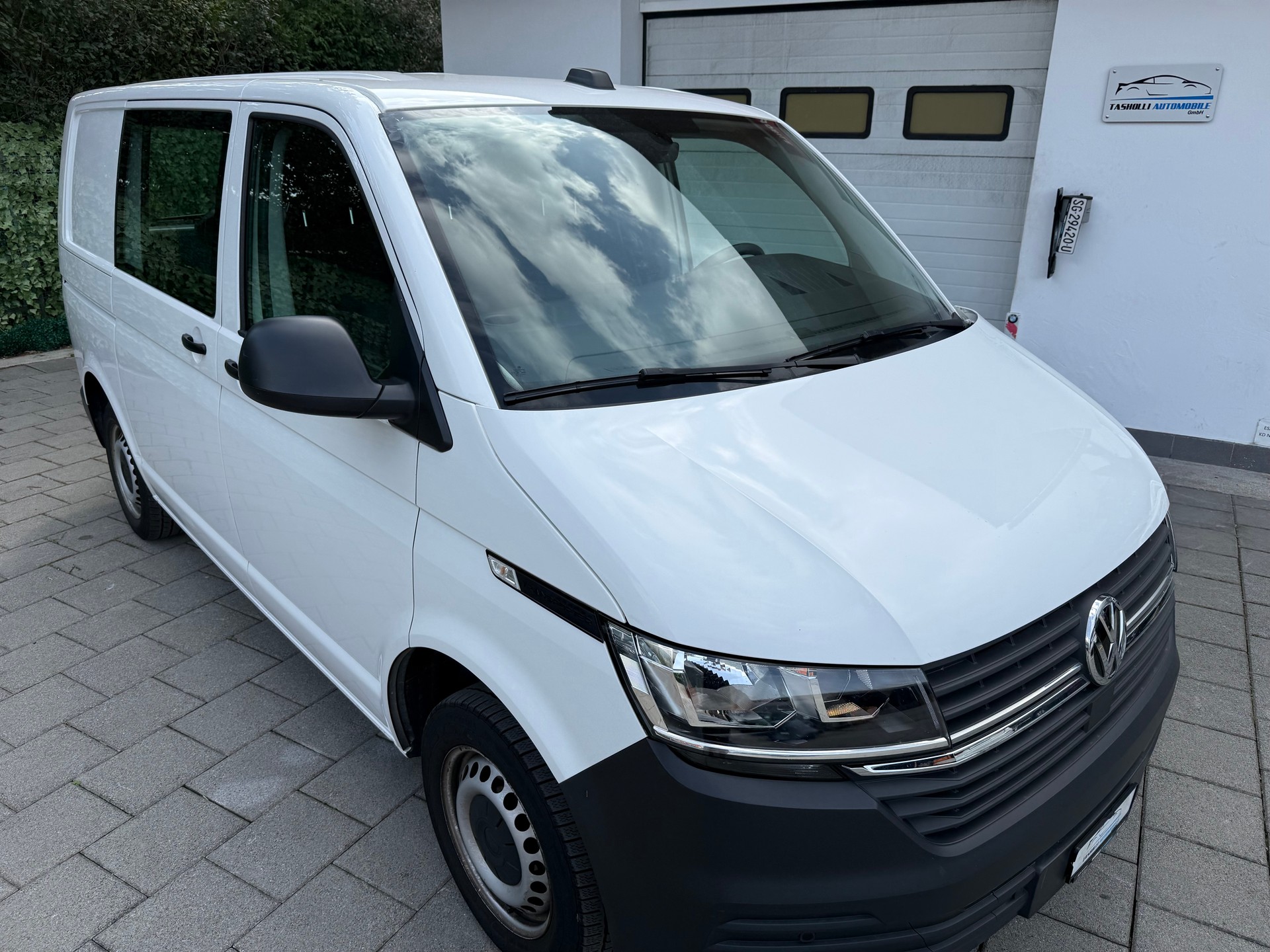VW T6.1 2.0 TDI DSG-image-14