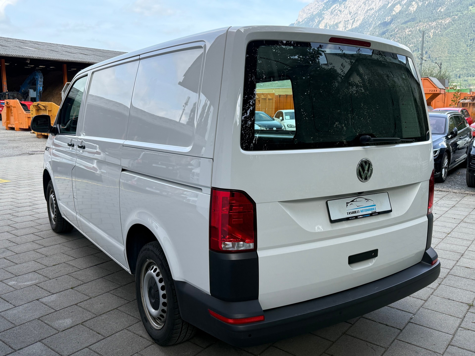 VW T6.1 2.0 TDI DSG-image-4