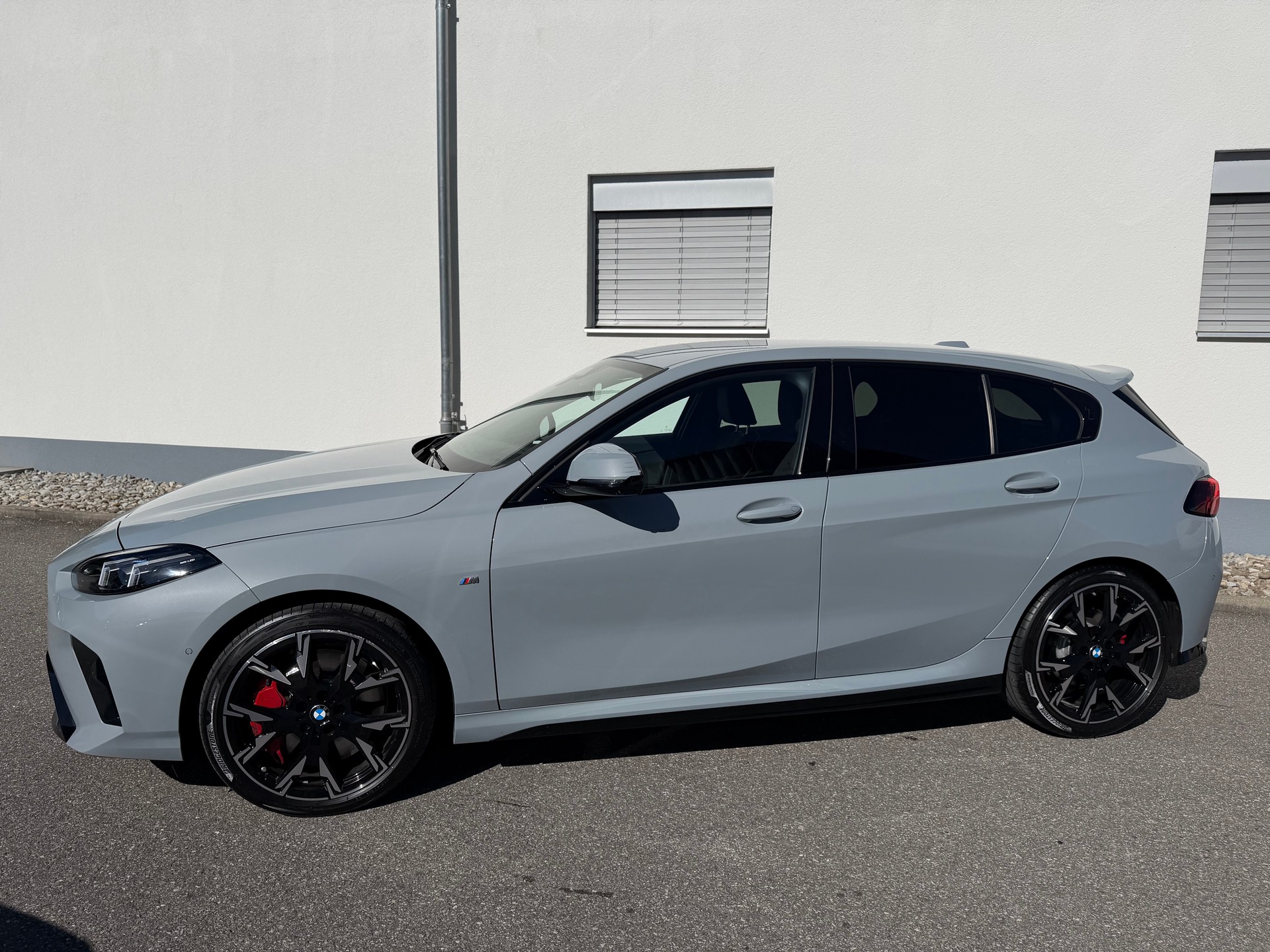 BMW 118d M Sport Pro Steptronic | HEAD-UP DISPLAY | MASSAGESITZE | 360° KAMERA | KEYLESS GO-image-11