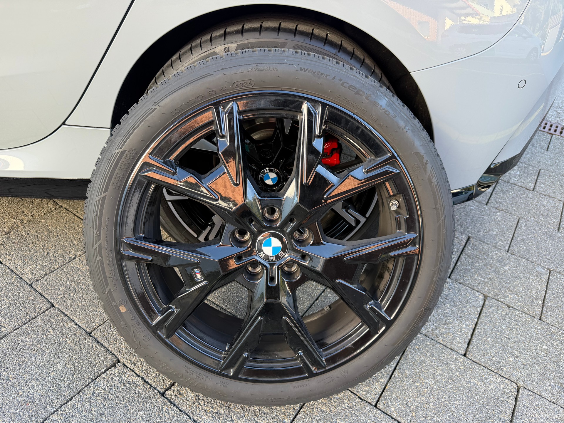 BMW 118d M Sport Pro Steptronic | HEAD-UP DISPLAY | MASSAGESITZE | 360° KAMERA | KEYLESS GO-image-29