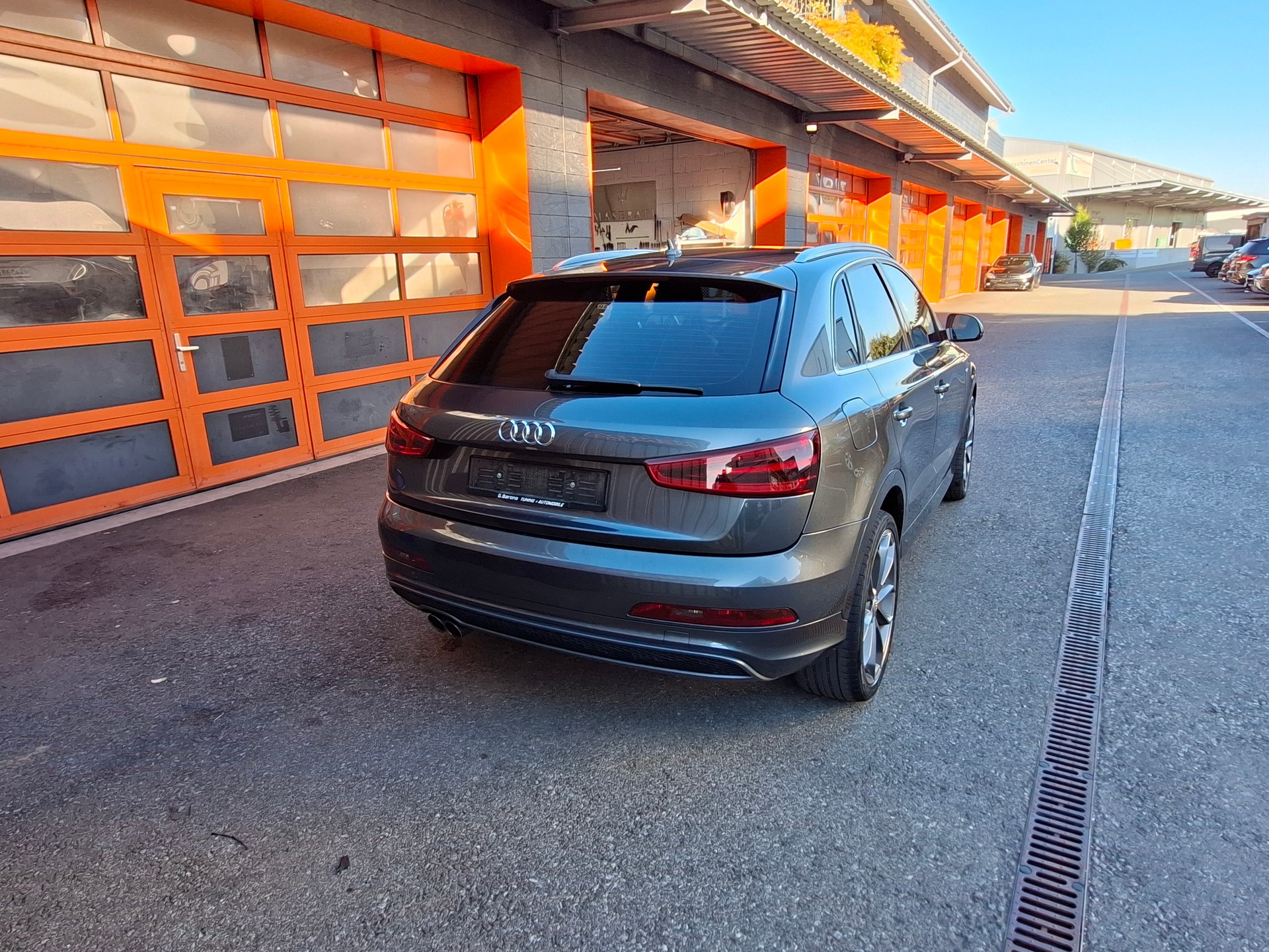 AUDI Q3 2.0 TDI quattro S-tronic-image-6
