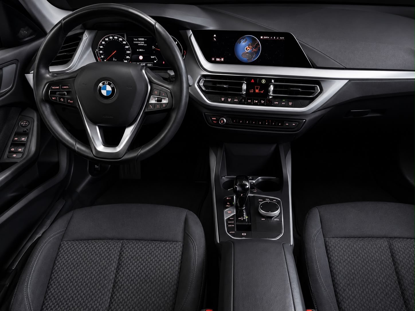 BMW 216 Active Tourer-image-13