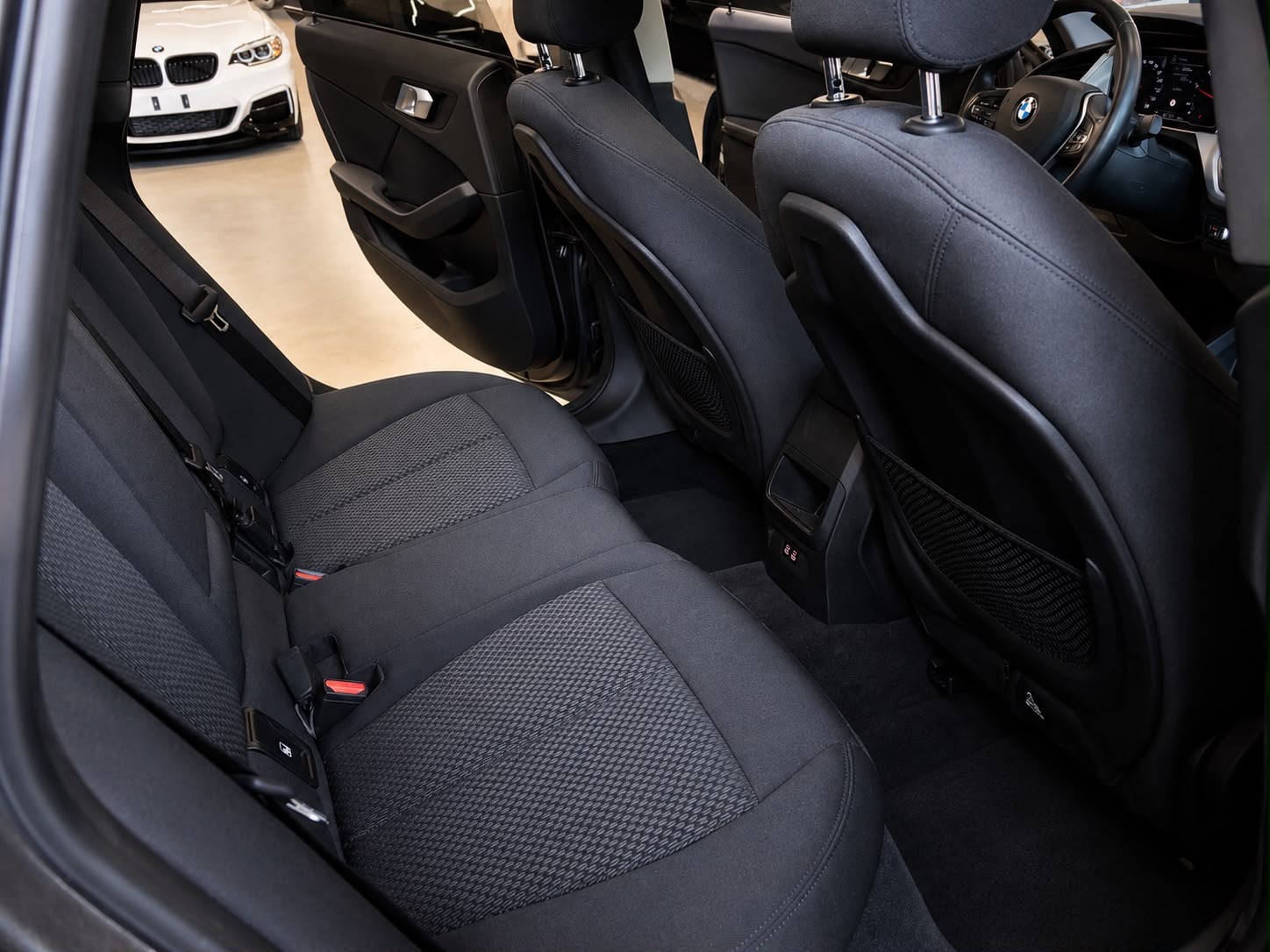 BMW 216 Active Tourer-image-14