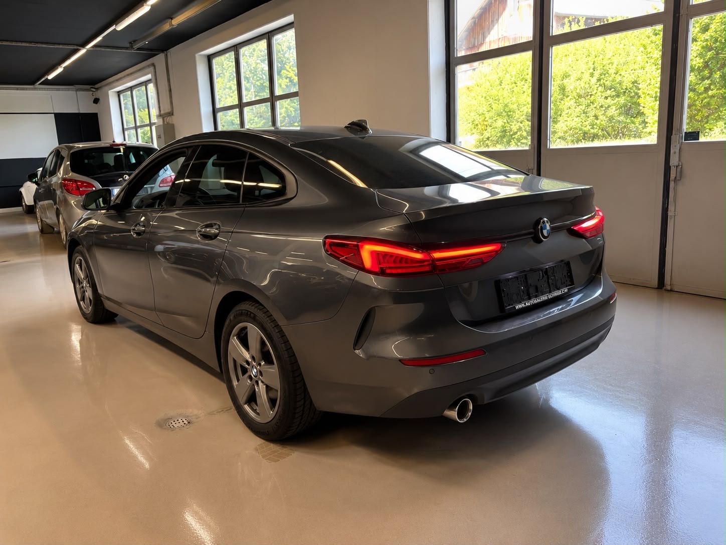 BMW 216 Active Tourer-image-9